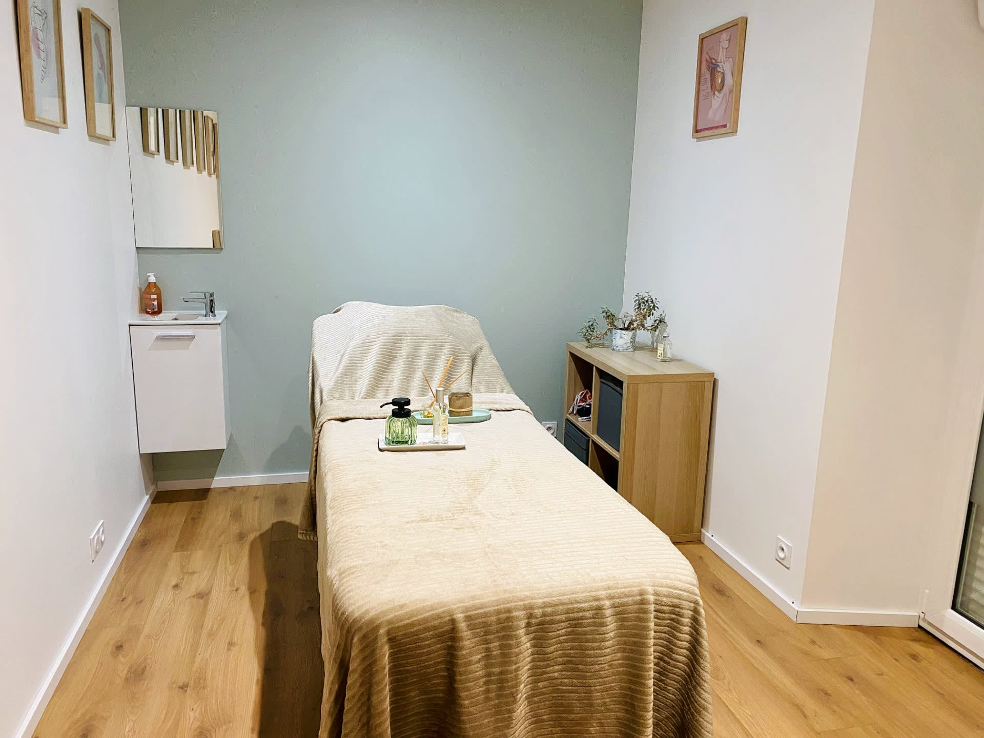 Emilie Le Boudec • Drainage • Massages Périnatale