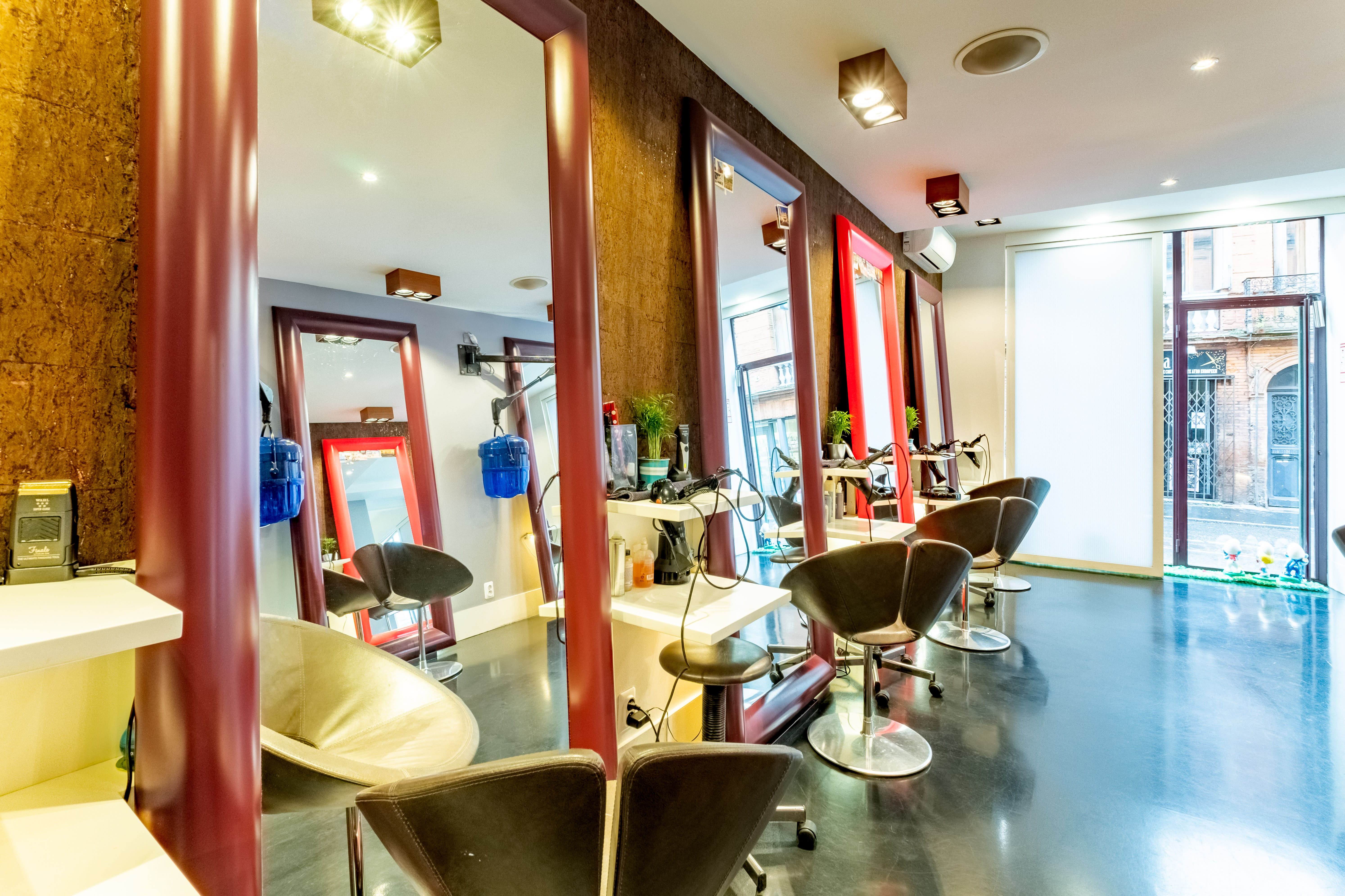 Les Garçons Coiffeurs - Coiffure Toulouse - Les Garçons Coiffeurs - Photo Galerie - OneBooking