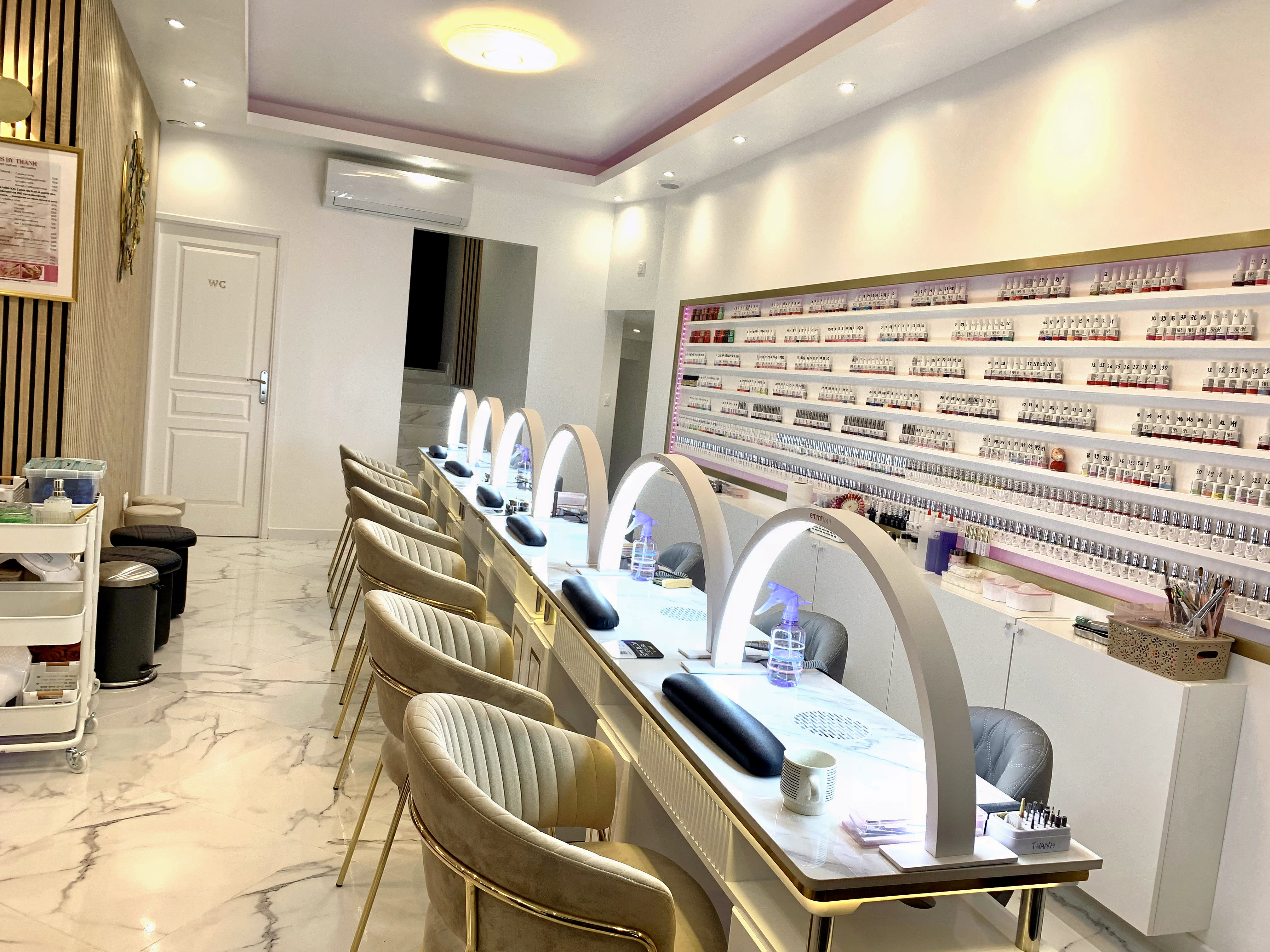 Nails by Thanh Saint Guilhem - Onglerie Montpellier - OneBooking
