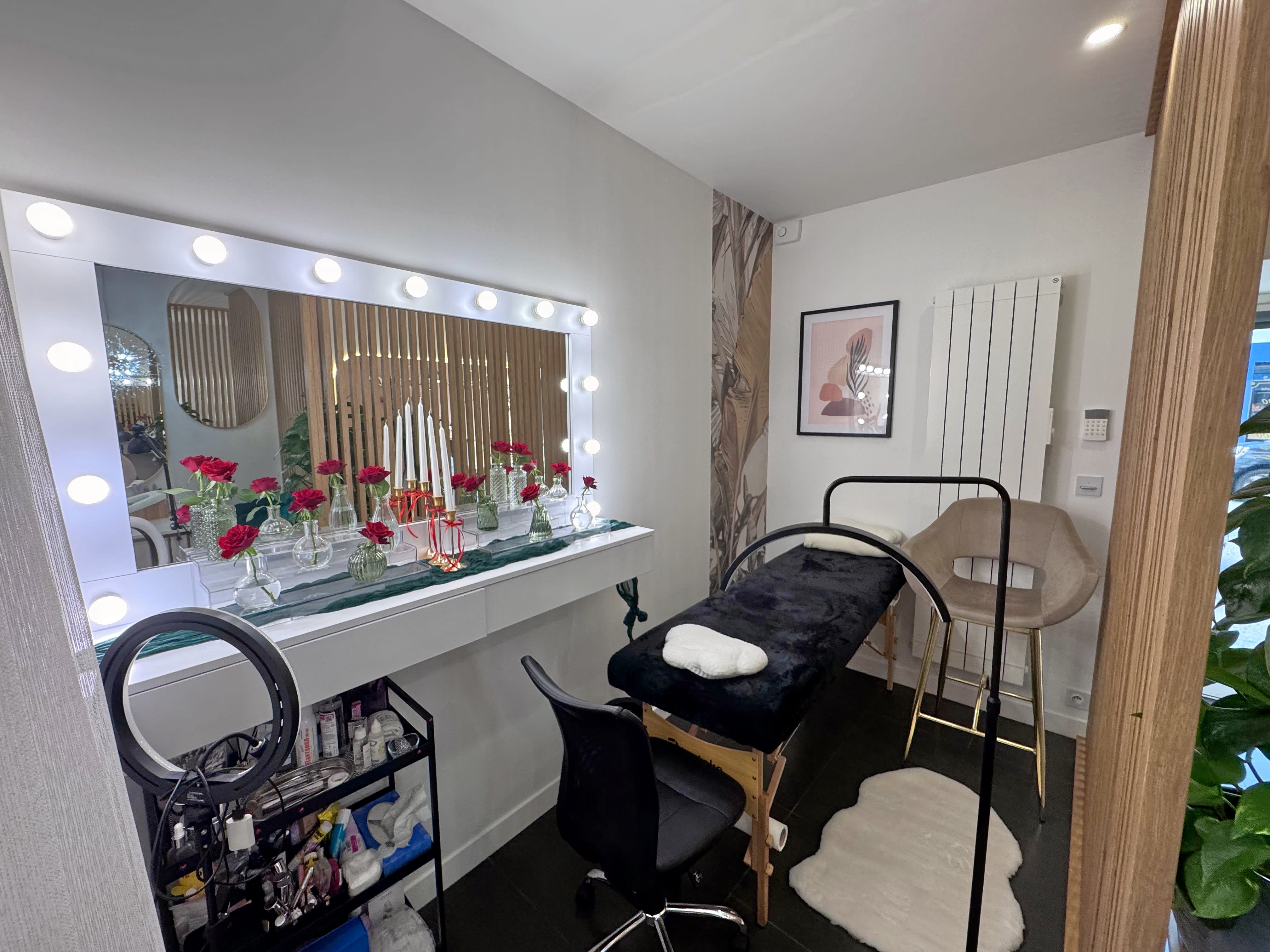 Viorica Vrancean | Beauty & Nails - Institut de beauté Nantes - Viorica Vrancean | Beauty & Nails - Photo Galerie - OneBooking