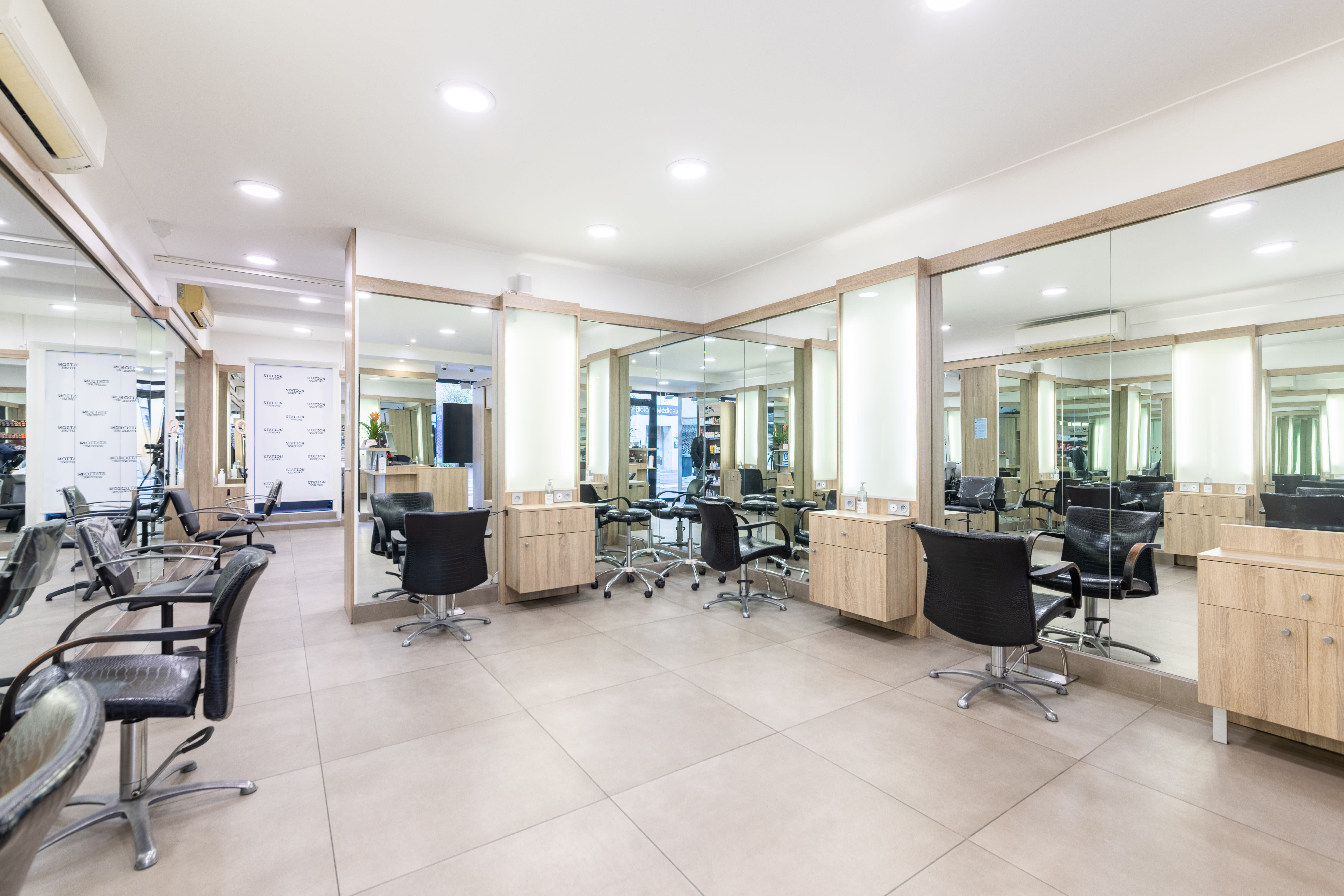 Station Coiffure La République