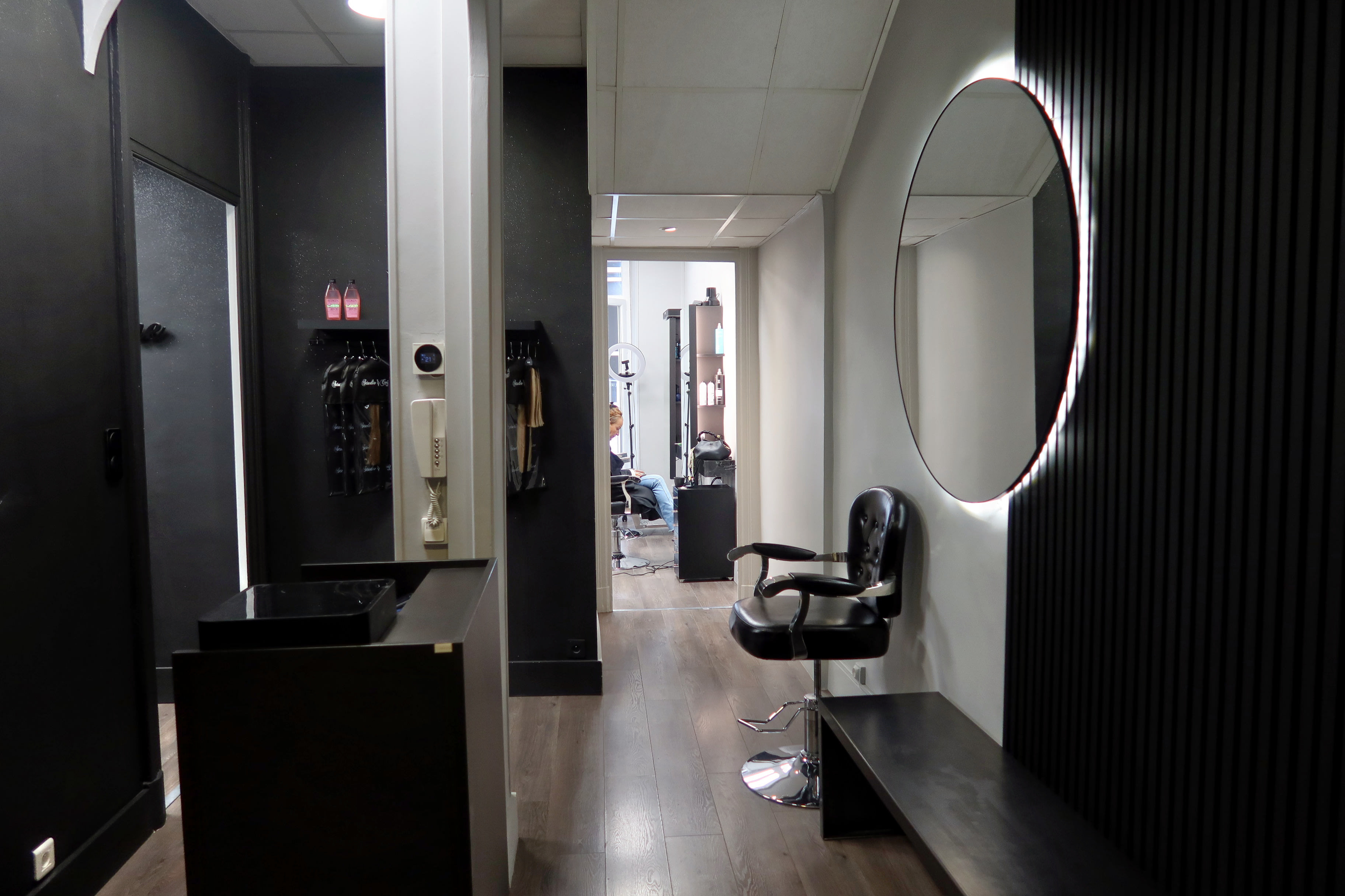 Studio Coiffure - Coiffure Cannes - Studio Coiffure - Photo Galerie - OneBooking