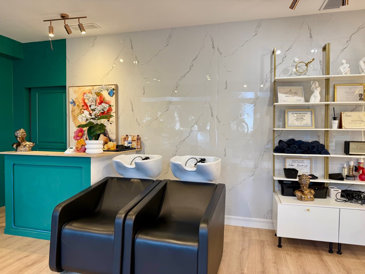 Ahlem Artiste - Coiffure Le Cannet - Ahlem Artiste - Photo Galerie - OneBooking