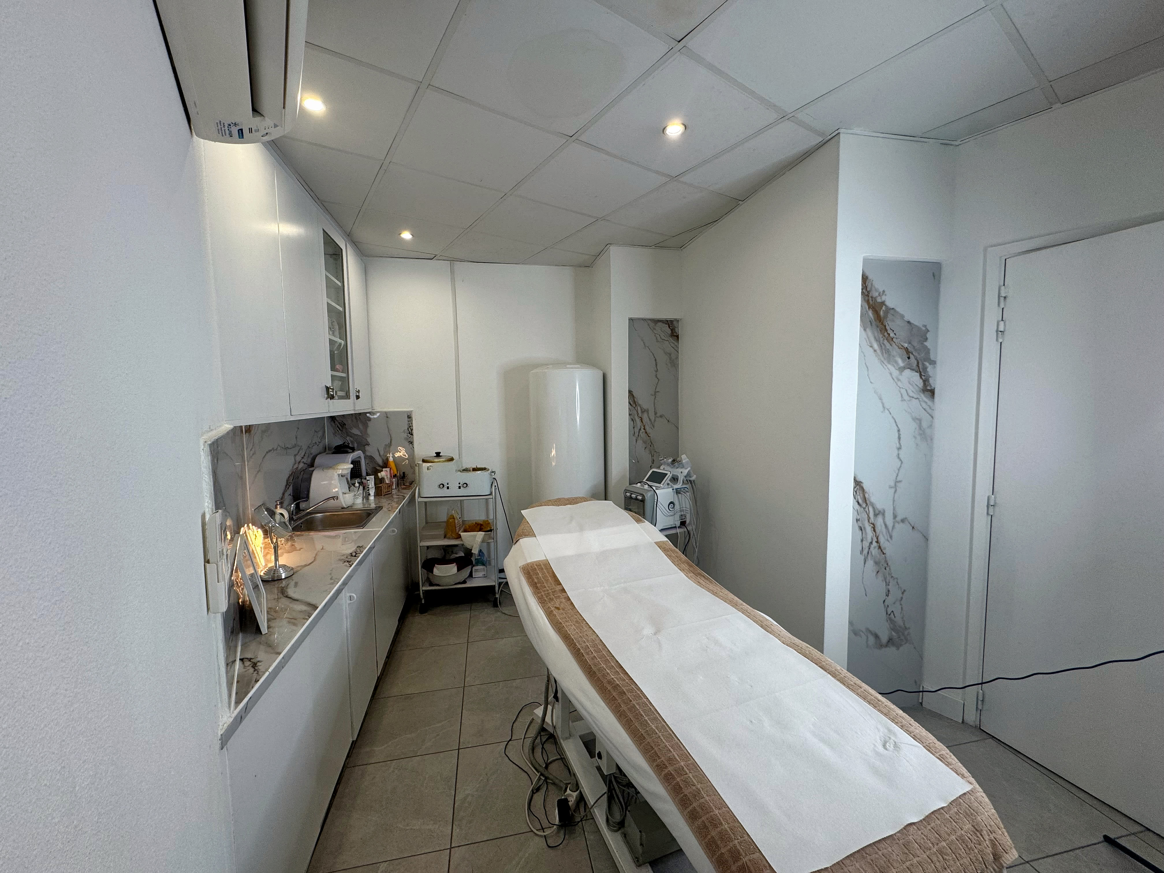 BEAUTIMENE - Onglerie Toulon - OneBooking