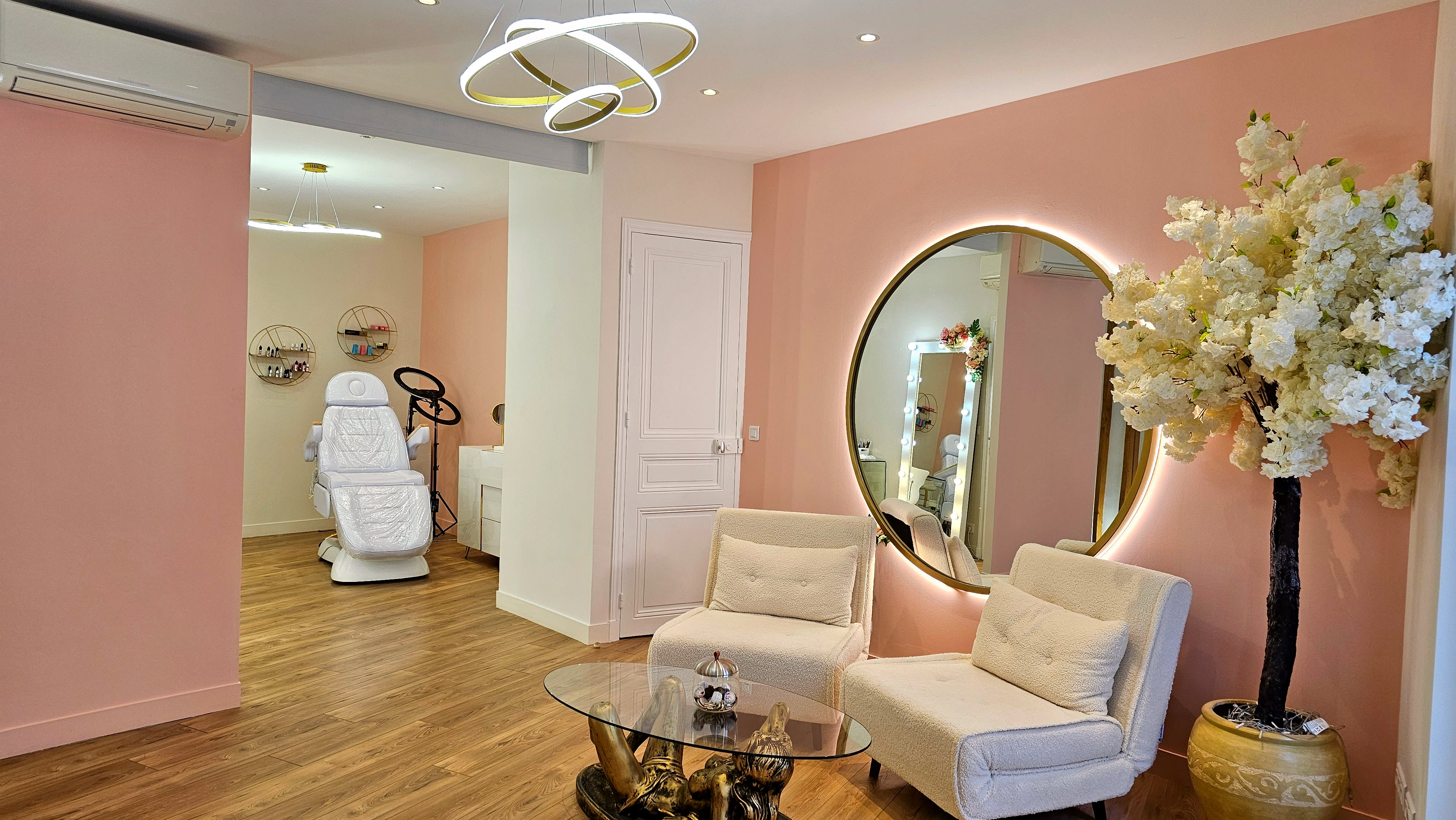 Zhanna l'art russe - Institut de beauté Cannes - Zhanna l'art russe - Photo Galerie - OneBooking