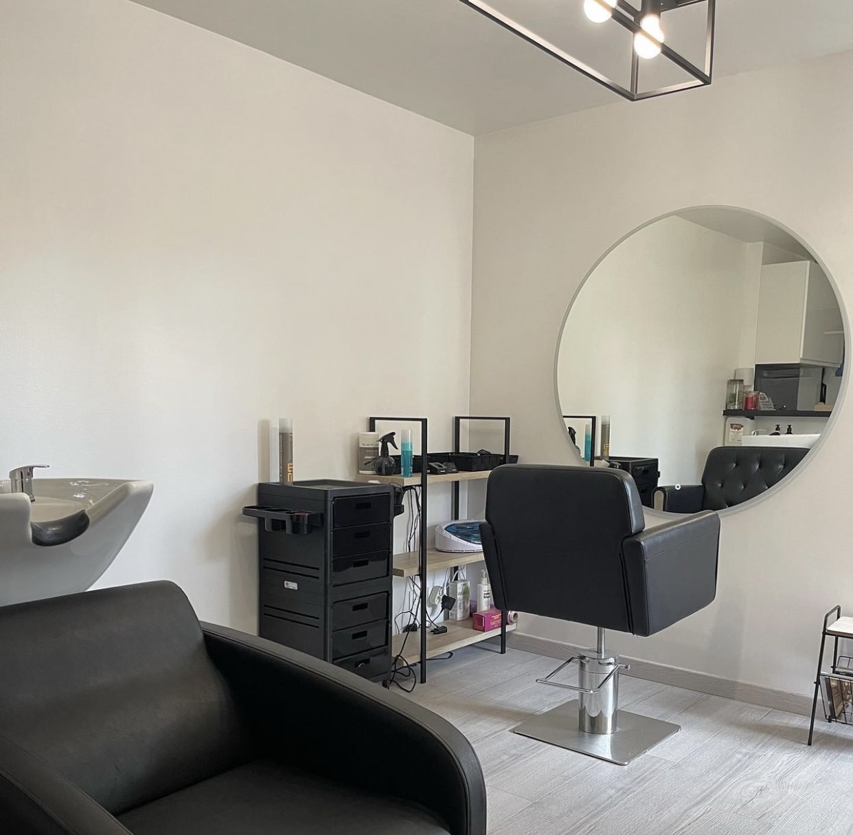A Beauty - Onglerie Dijon - OneBooking