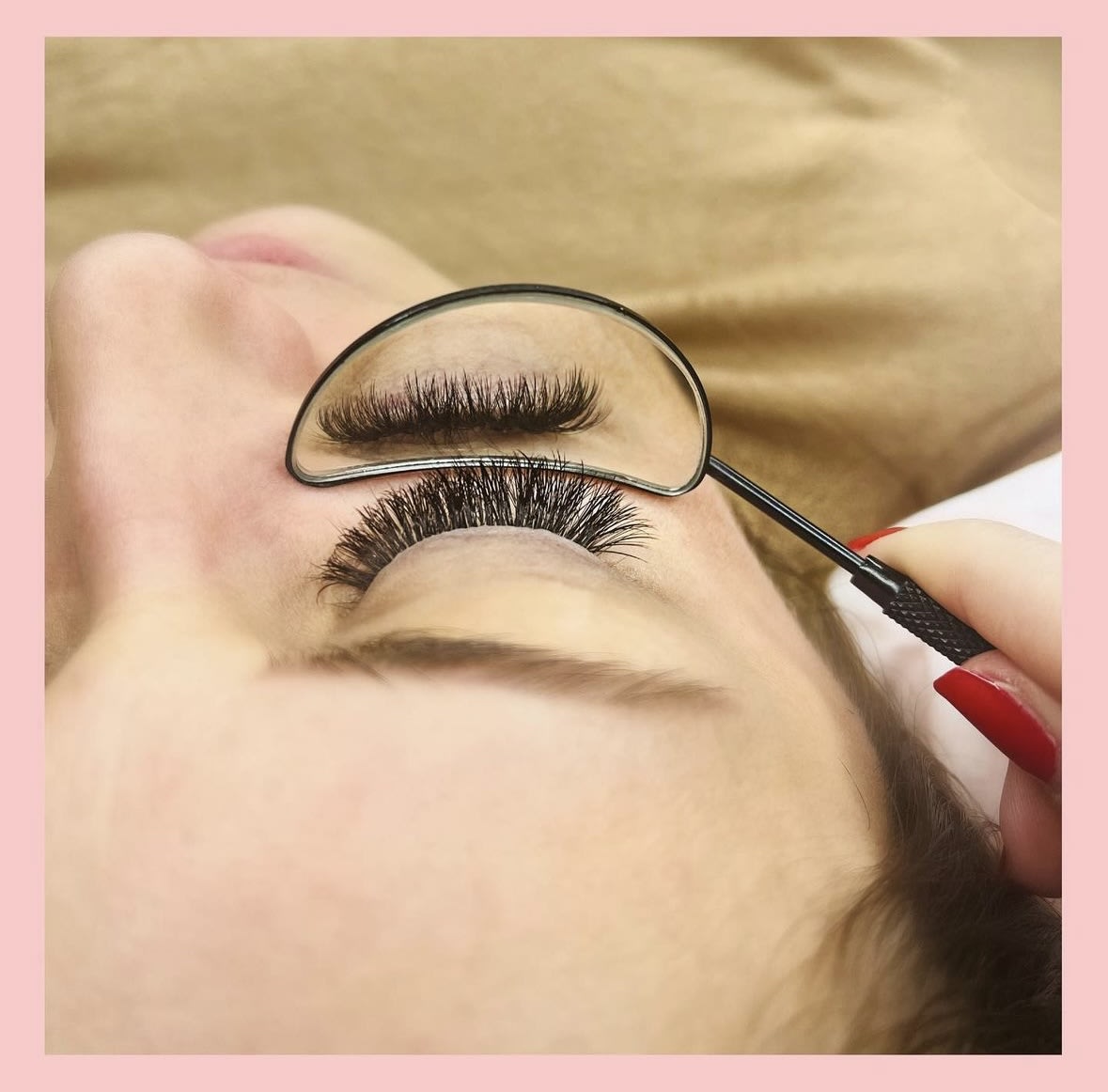 Les Cils d'Aurélie - Institut de beauté Antibes - Les Cils d'Aurélie - Photo Galerie - OneBooking