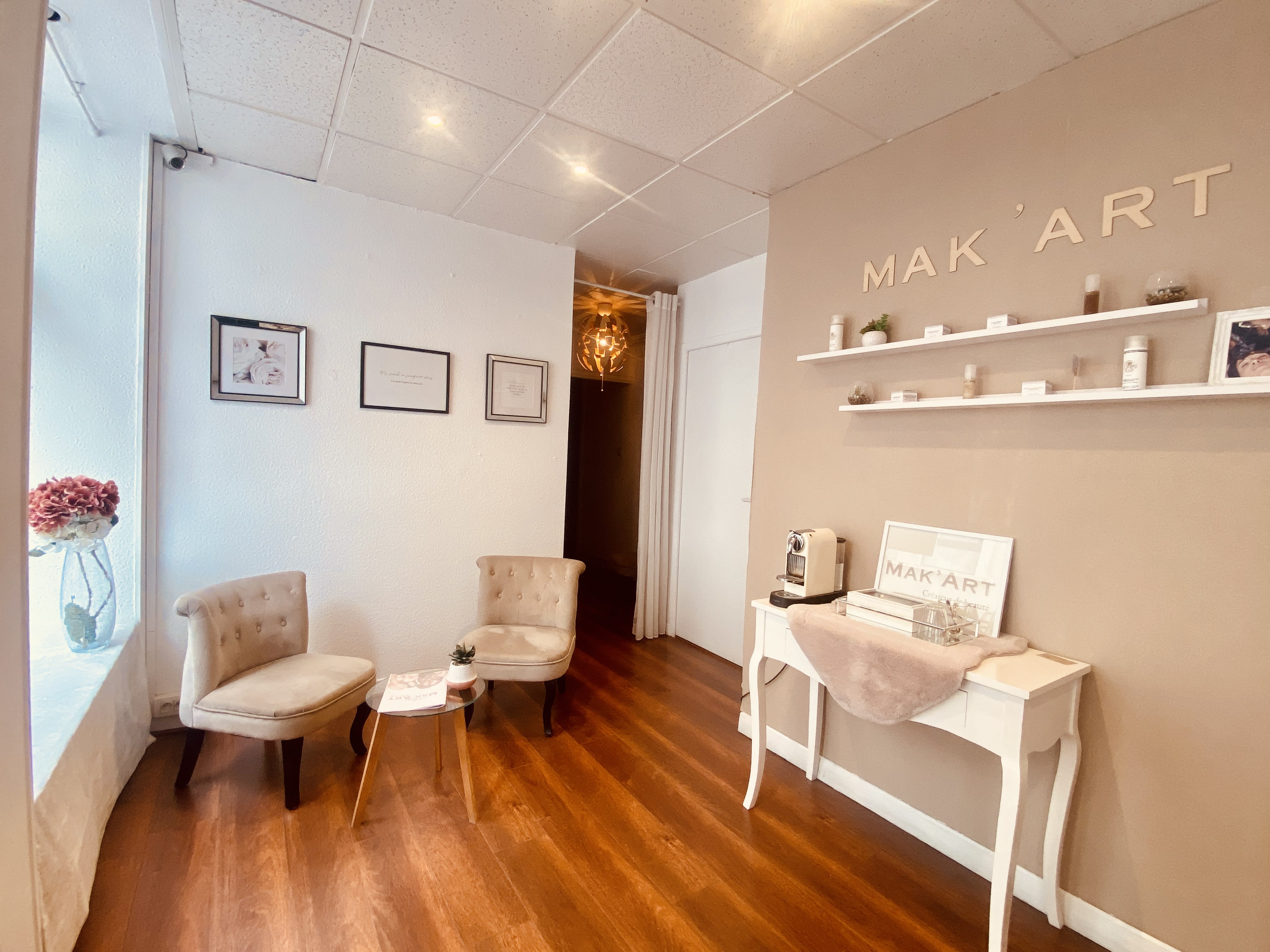 MAK’ART Beauty - Institut de beauté Saint-Étienne - OneBooking