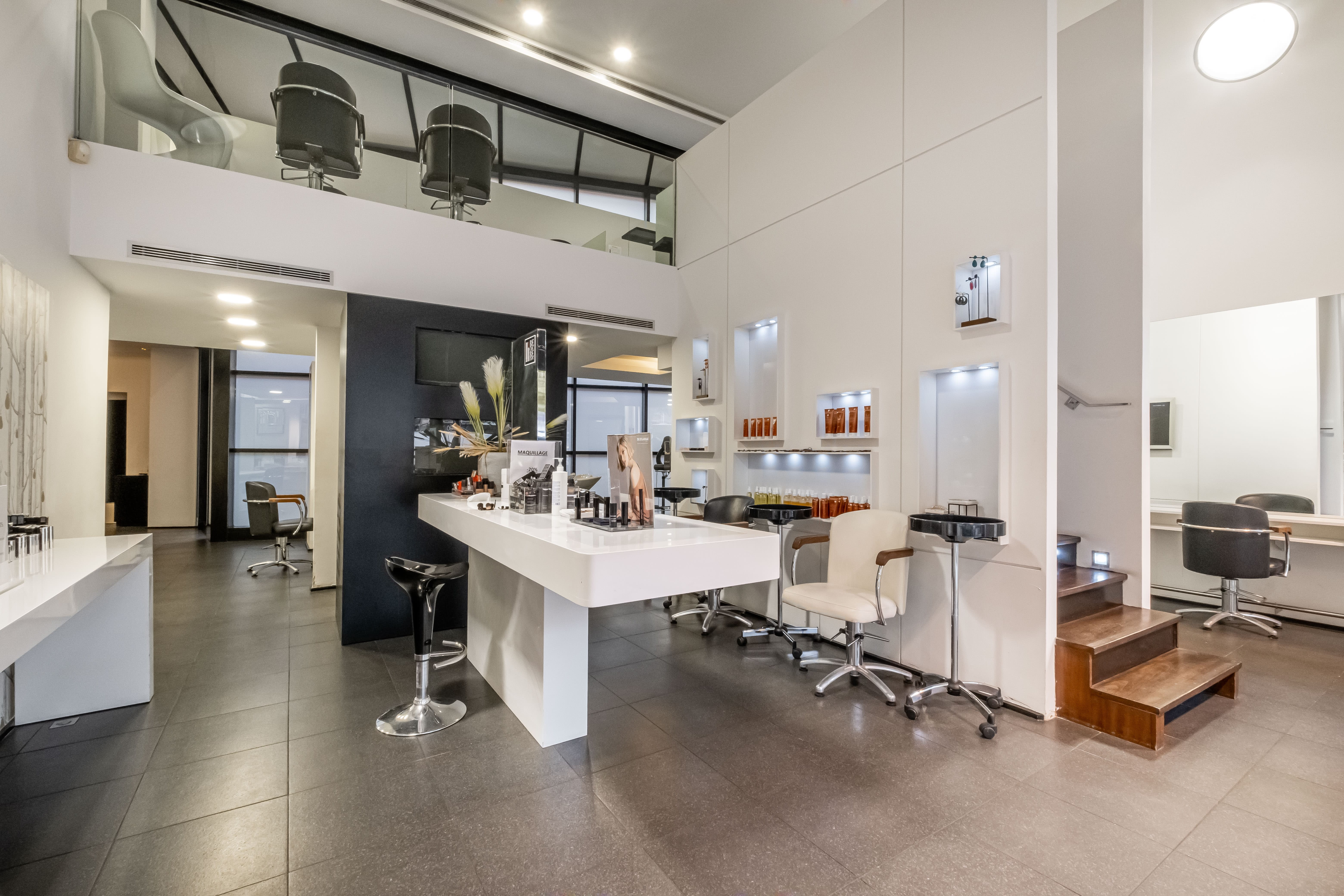 DESSANGE - Toulouse Carnot - Coiffure Toulouse - DESSANGE - Toulouse Carnot - Photo Galerie - OneBooking