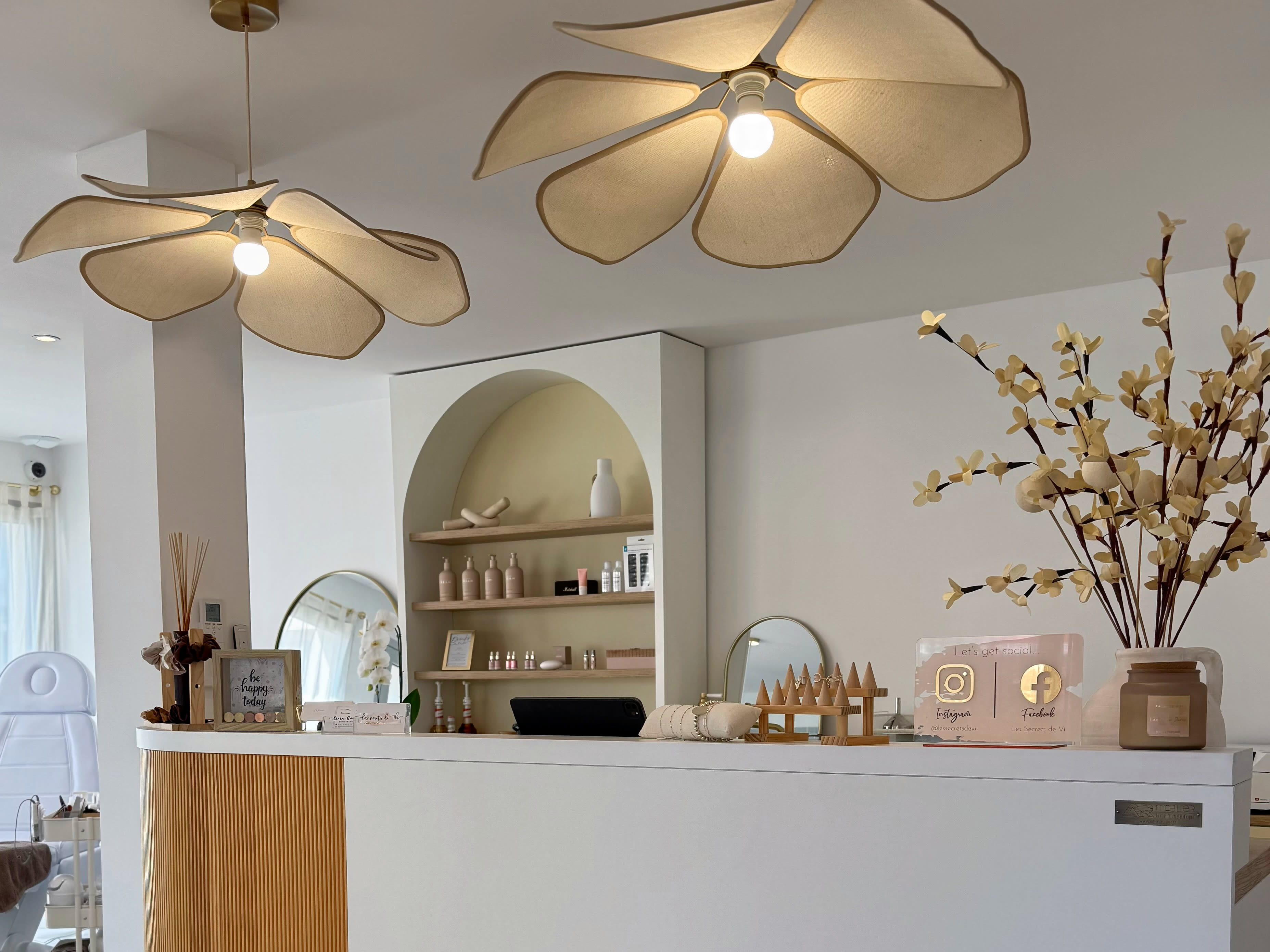 Les Secrets de Vi - Nails & Beauty