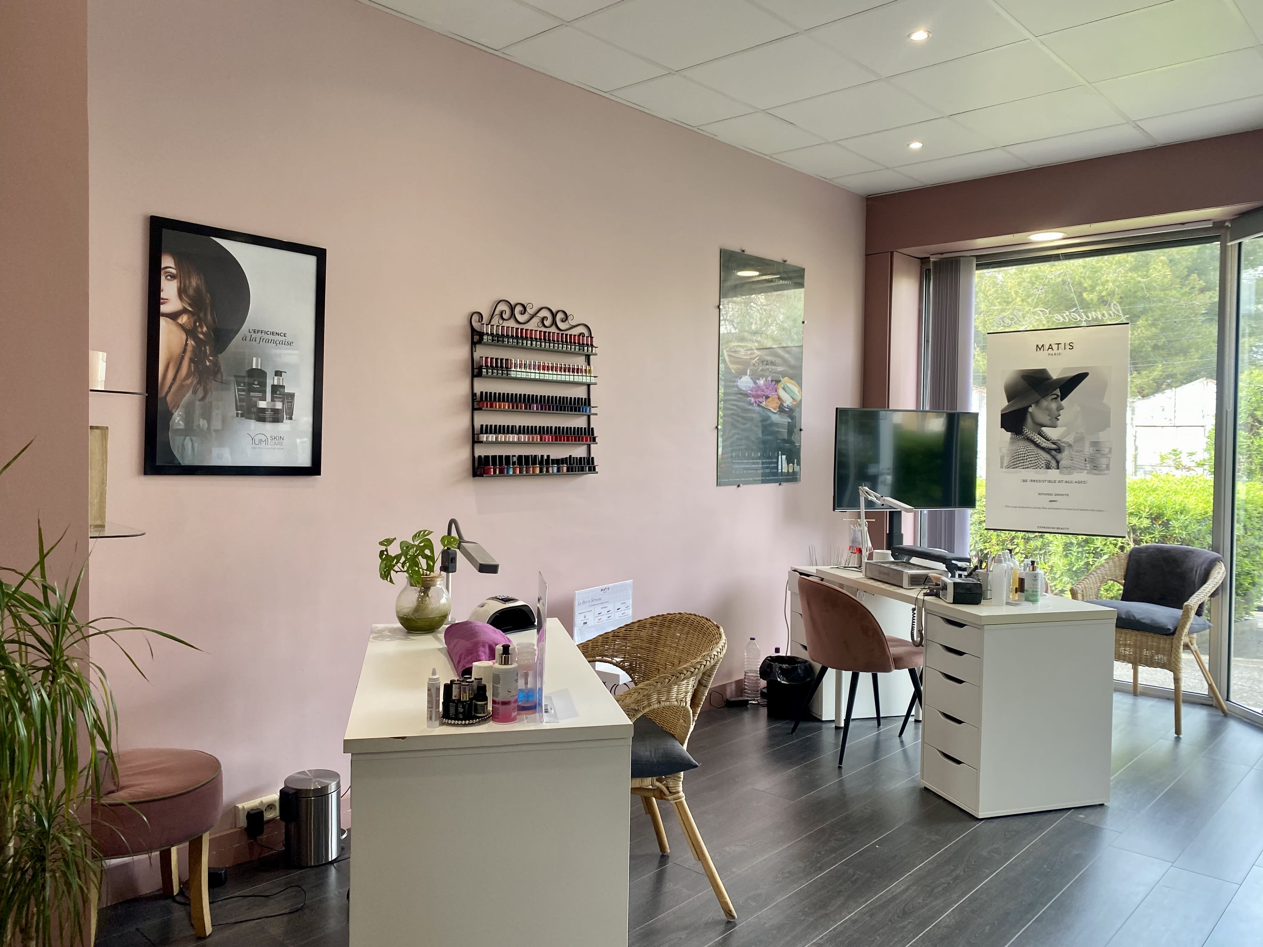 MAISON FACIEM (Cynthia) - Institut de beauté Antibes - MAISON FACIEM (Cynthia) - Photo Galerie - OneBooking