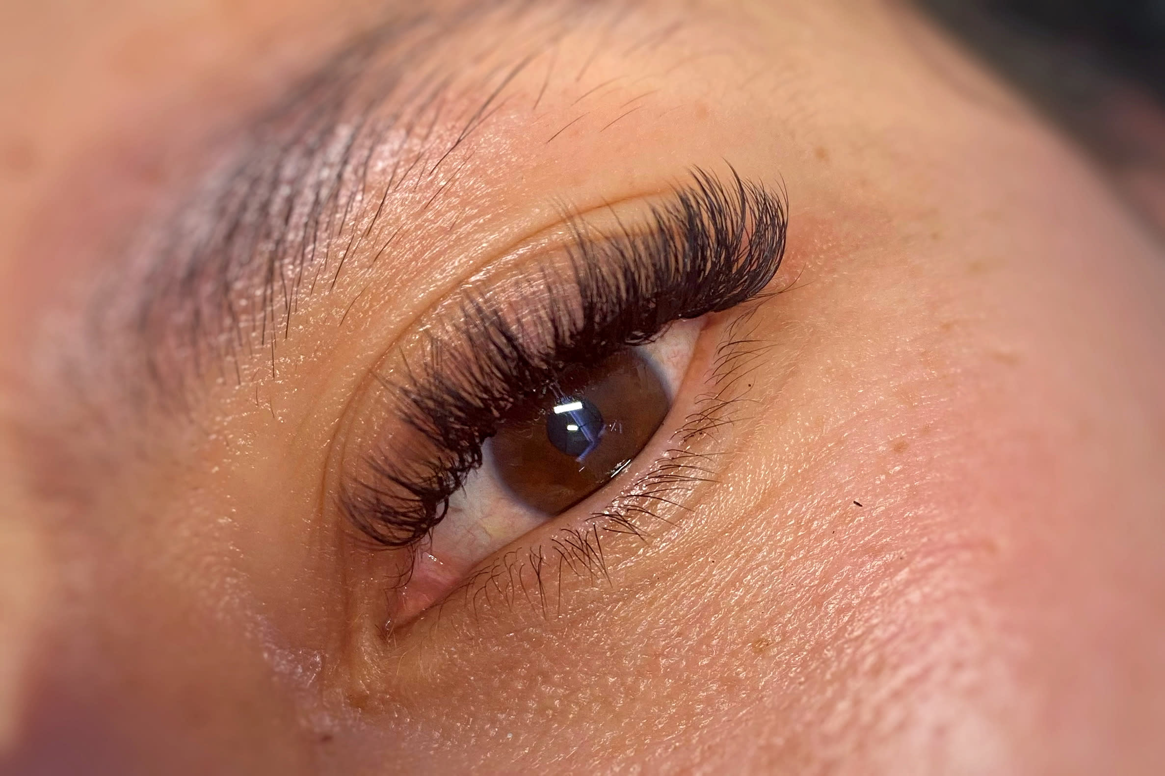 ML ongles et cils - Soin visage Nice - ML ongles et cils - Photo Galerie - OneBooking