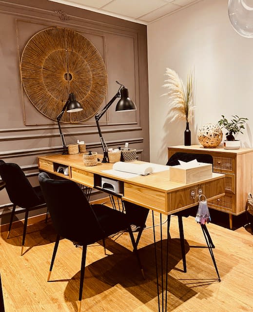 UÑA - Soin visage Nice - UÑA - Photo Galerie - OneBooking