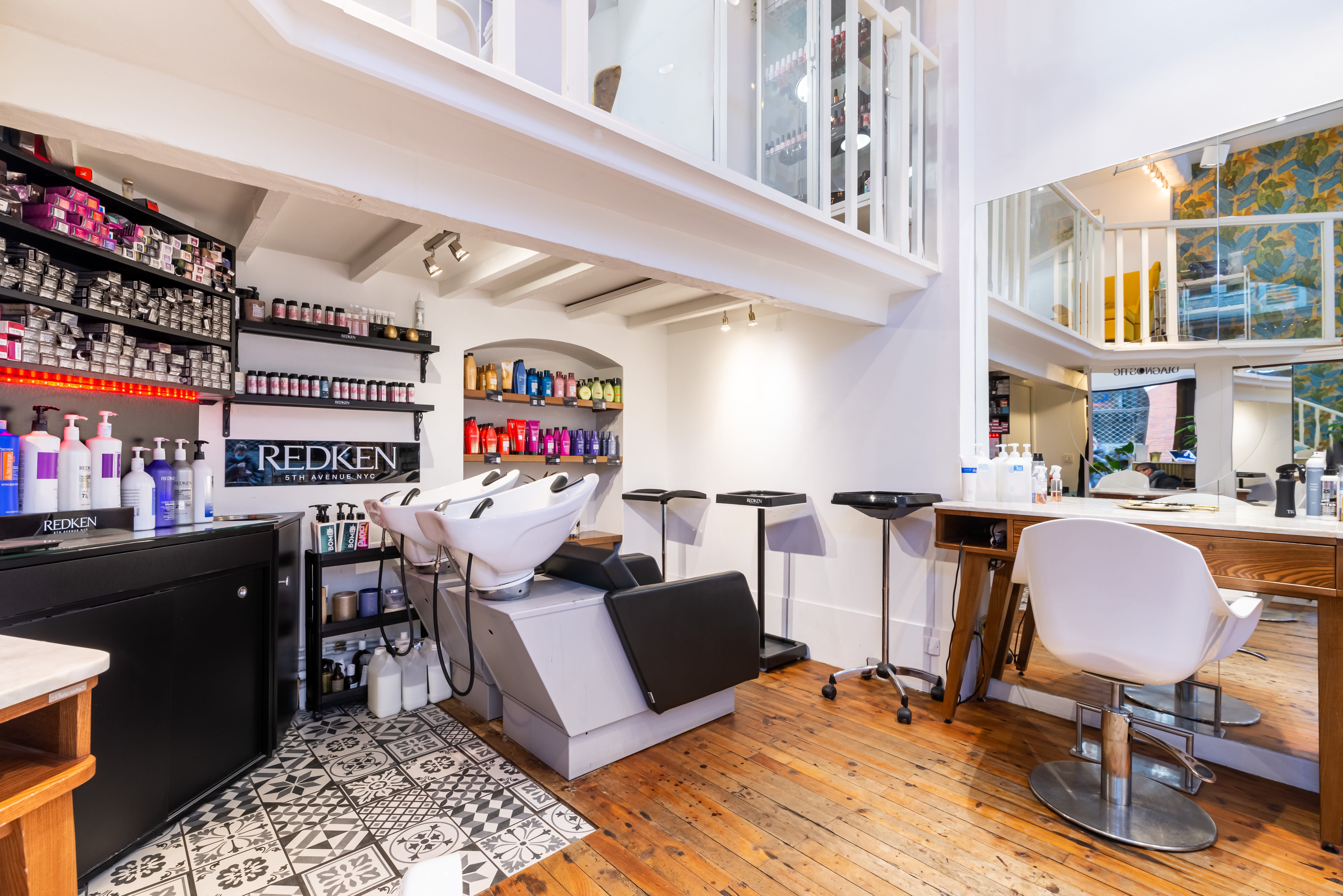 Sist'R Room - Peyrolière - Coiffure Toulouse - Sist'R Room - Peyrolière - Photo Galerie - OneBooking