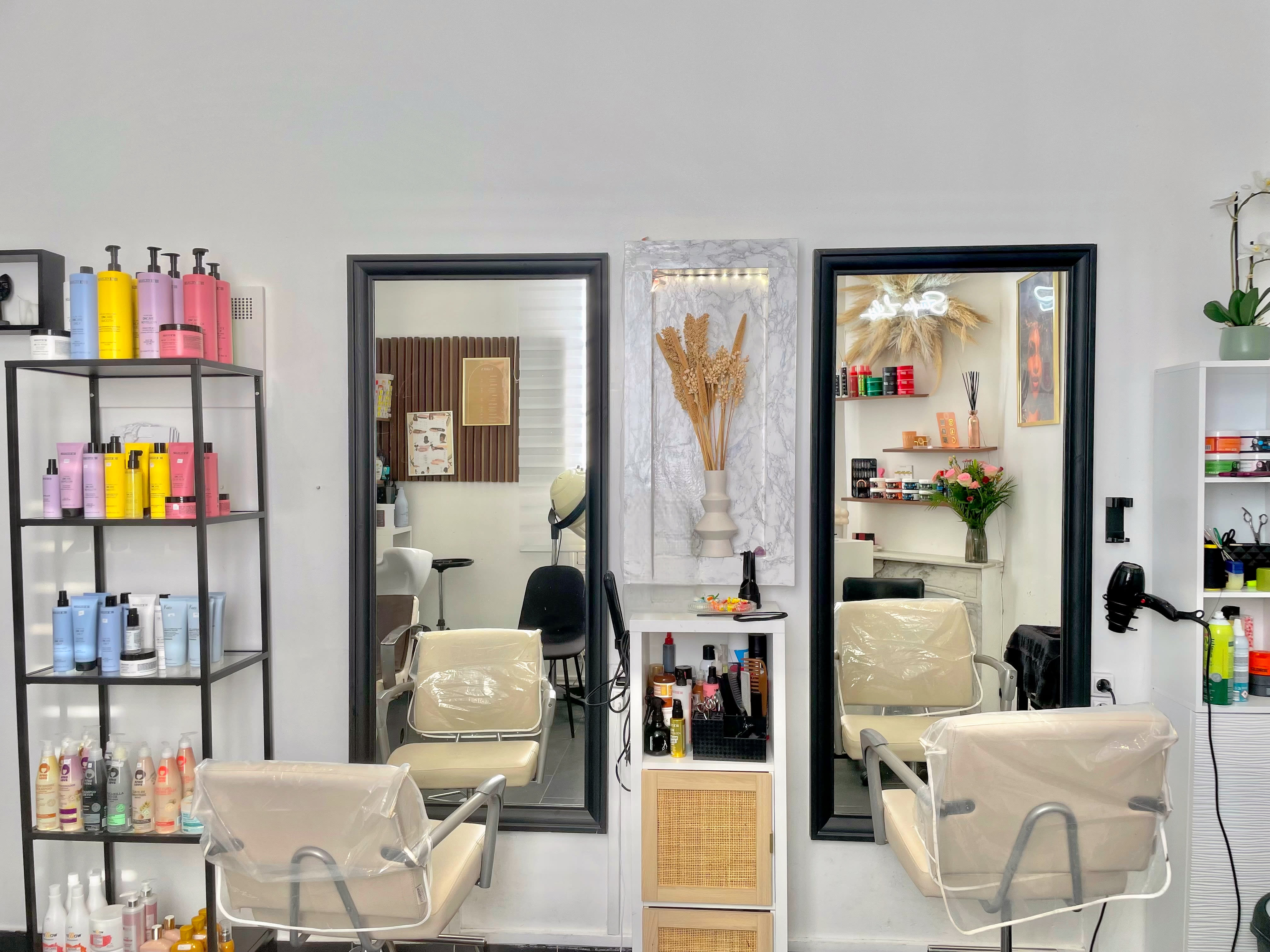 Studio Lily Beauty - Coiffure Le Cannet - Photo de couverture - OneBooking