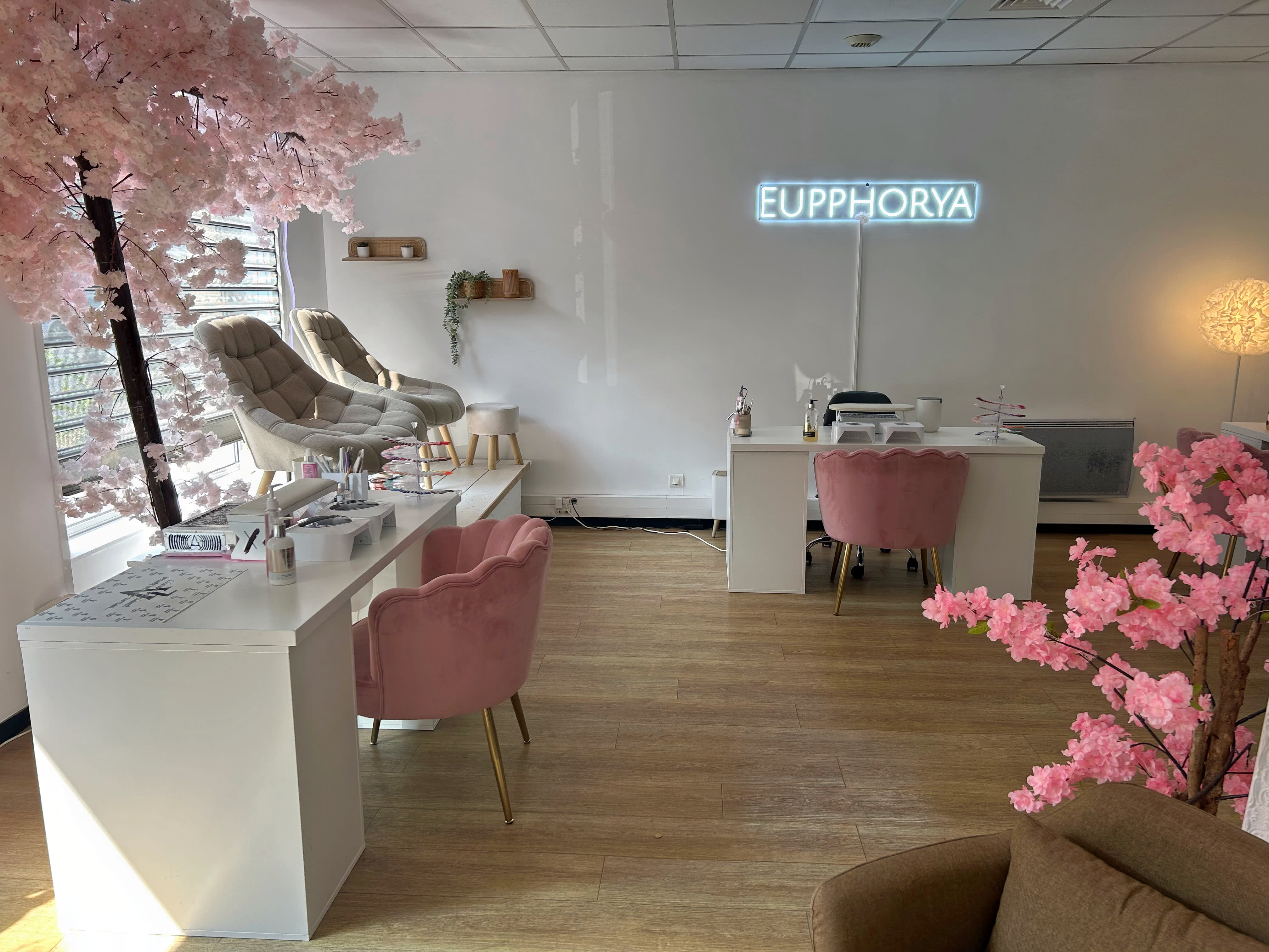 Eupphorya - Ravezies