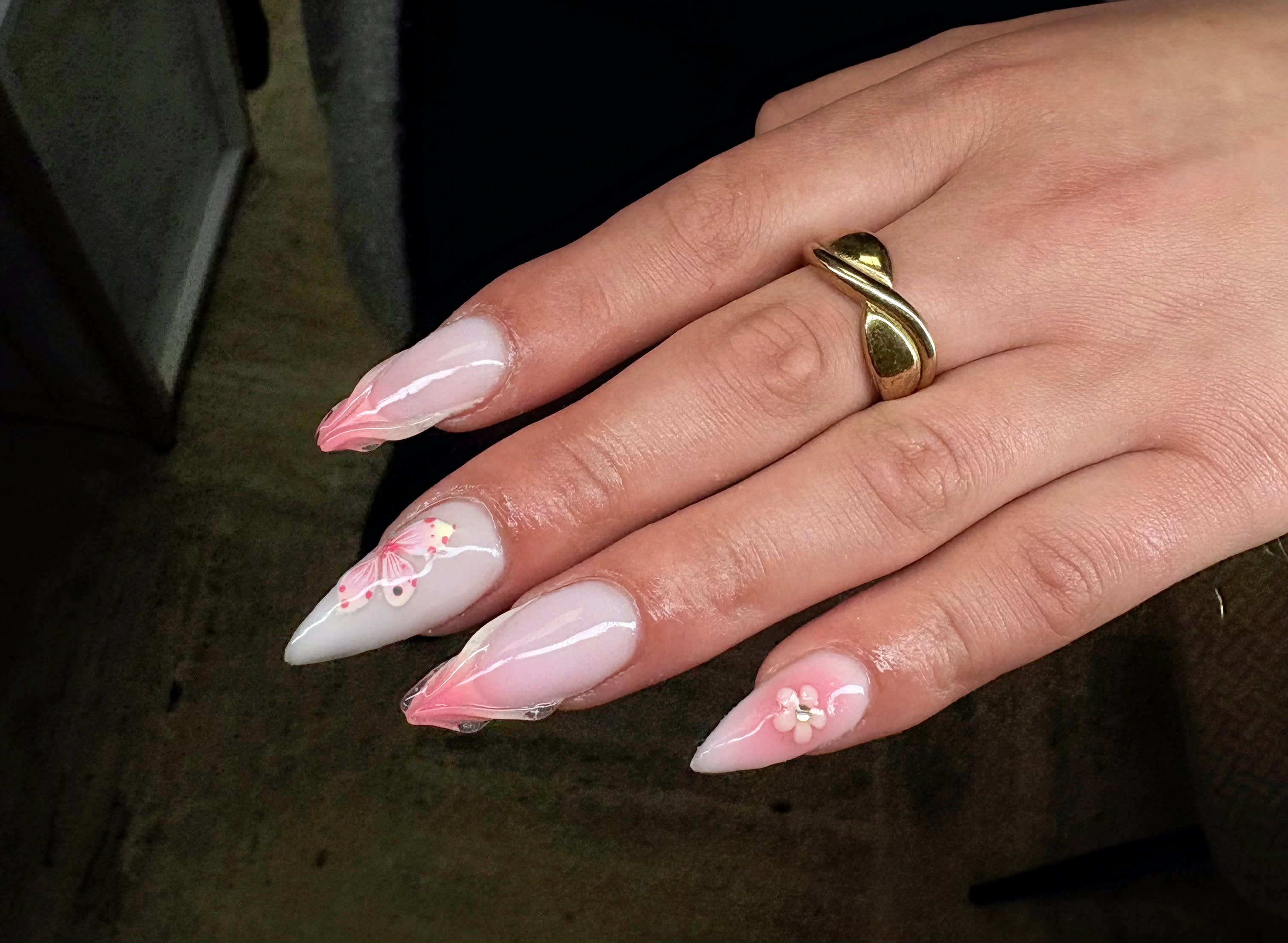 Nails J - Institut de beauté Antibes - Nails J - Photo Galerie - OneBooking