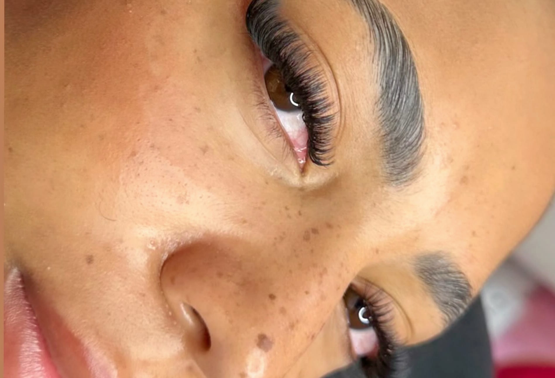 Lou Lashes And Co - Soin visage Nice - Lou Lashes And Co - Photo Galerie - OneBooking