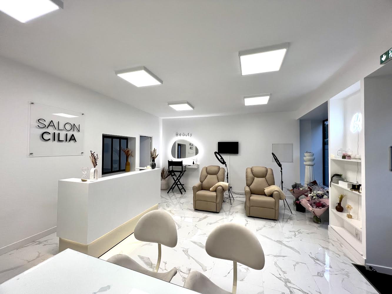 Salon Cilia - Onglerie Angers - OneBooking