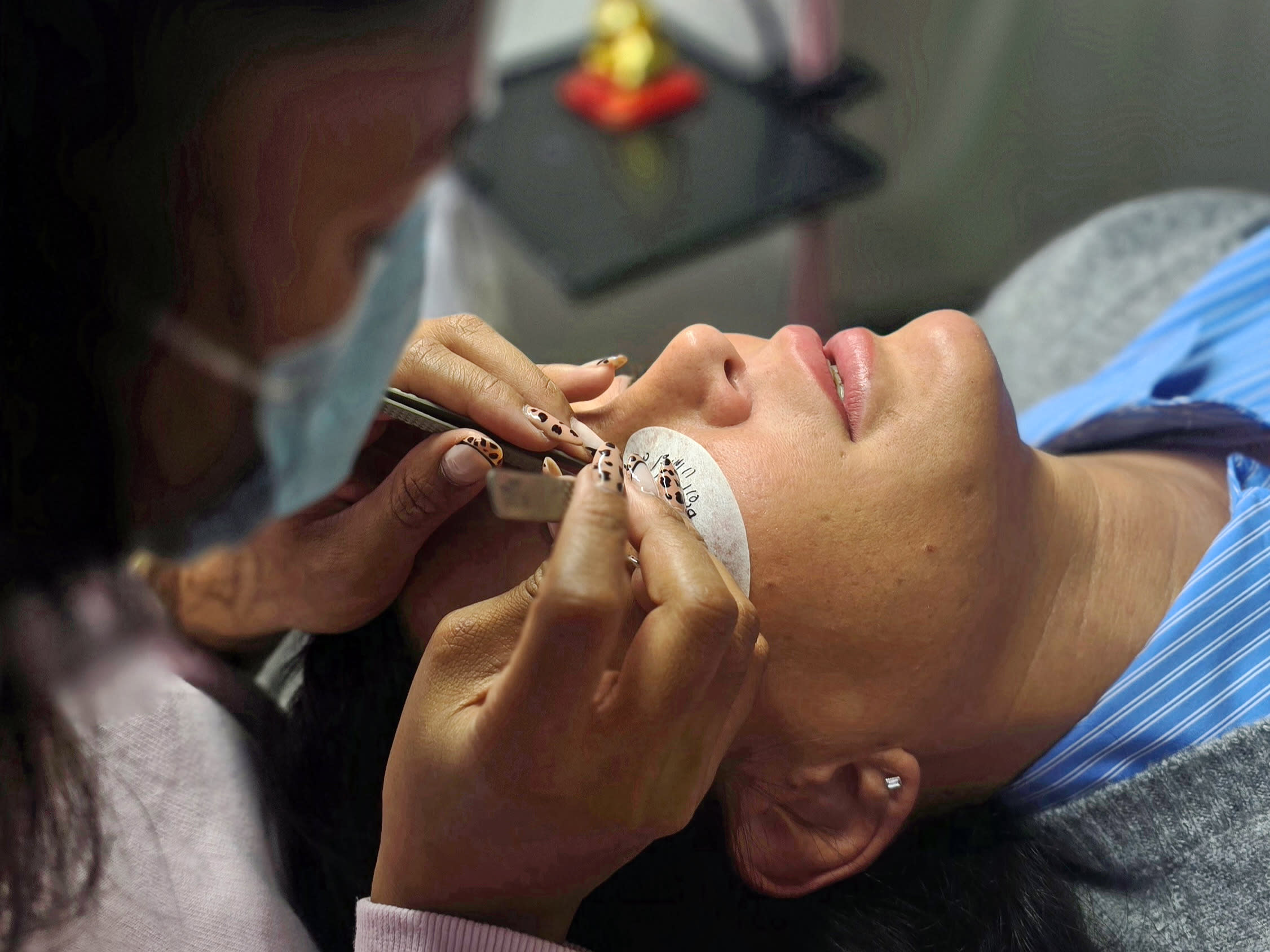 Une Pose chez Vivi - Sourcils & cils Nice - Une Pose chez Vivi - Photo Galerie - OneBooking