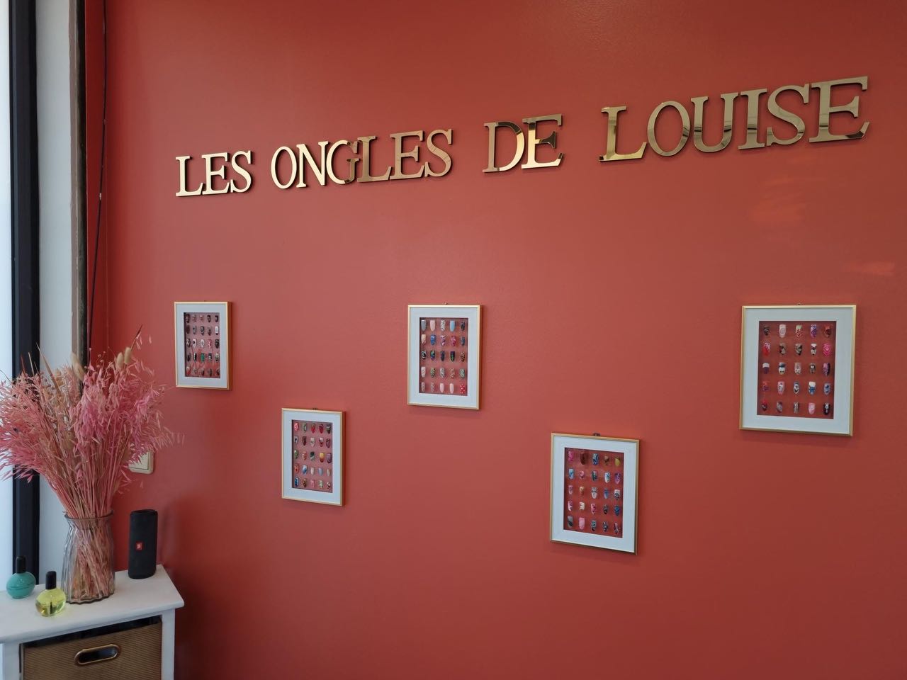 Les Ongles de Louise
