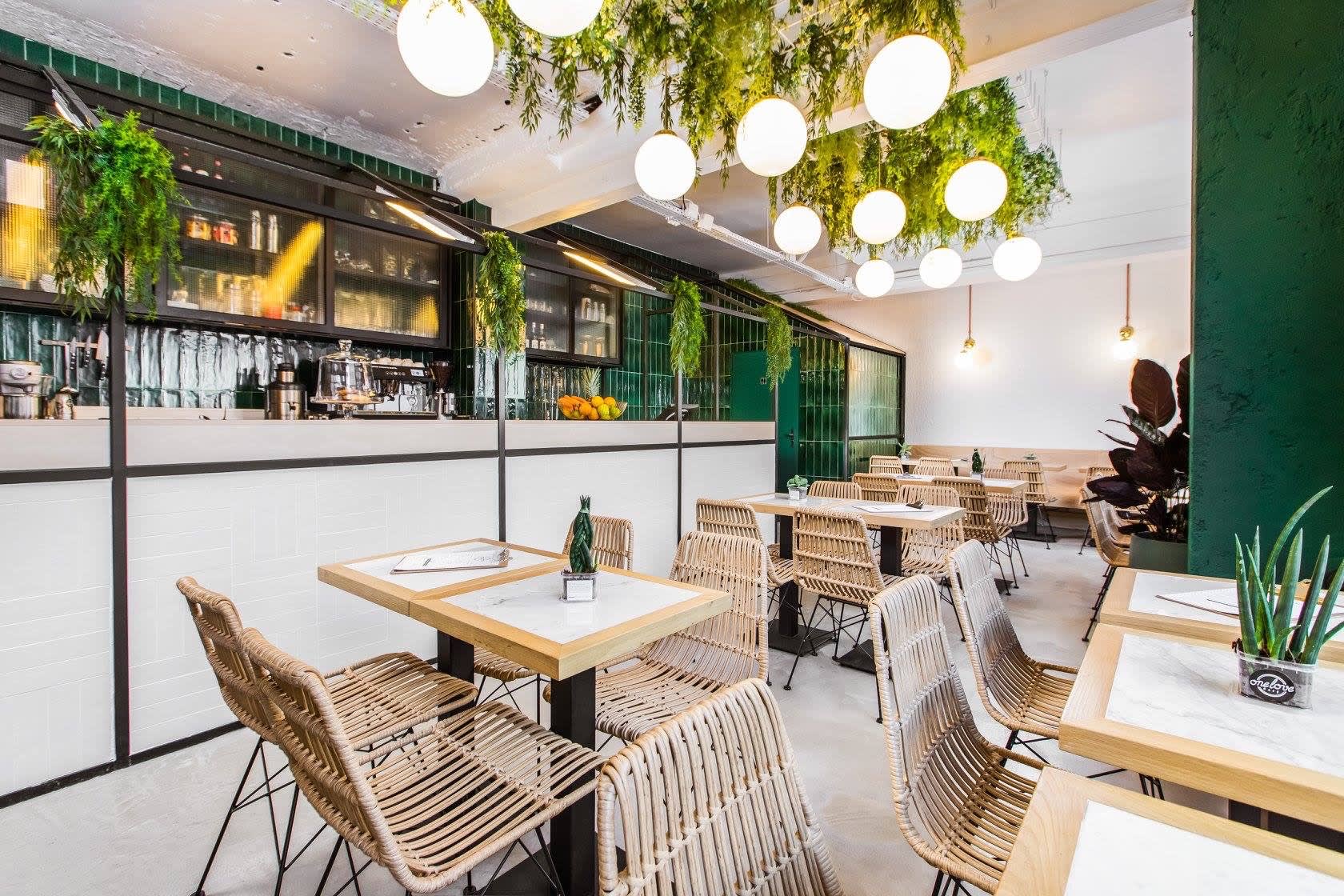 One Love Café - Coiffure Nice - One Love Café - Photo Galerie - OneBooking