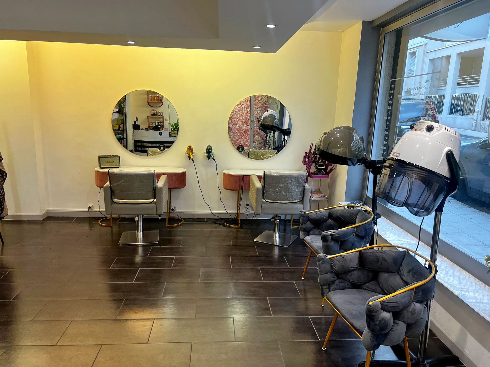 Sublime beauté - Coiffure Nice - Sublime beauté - Photo Galerie - OneBooking
