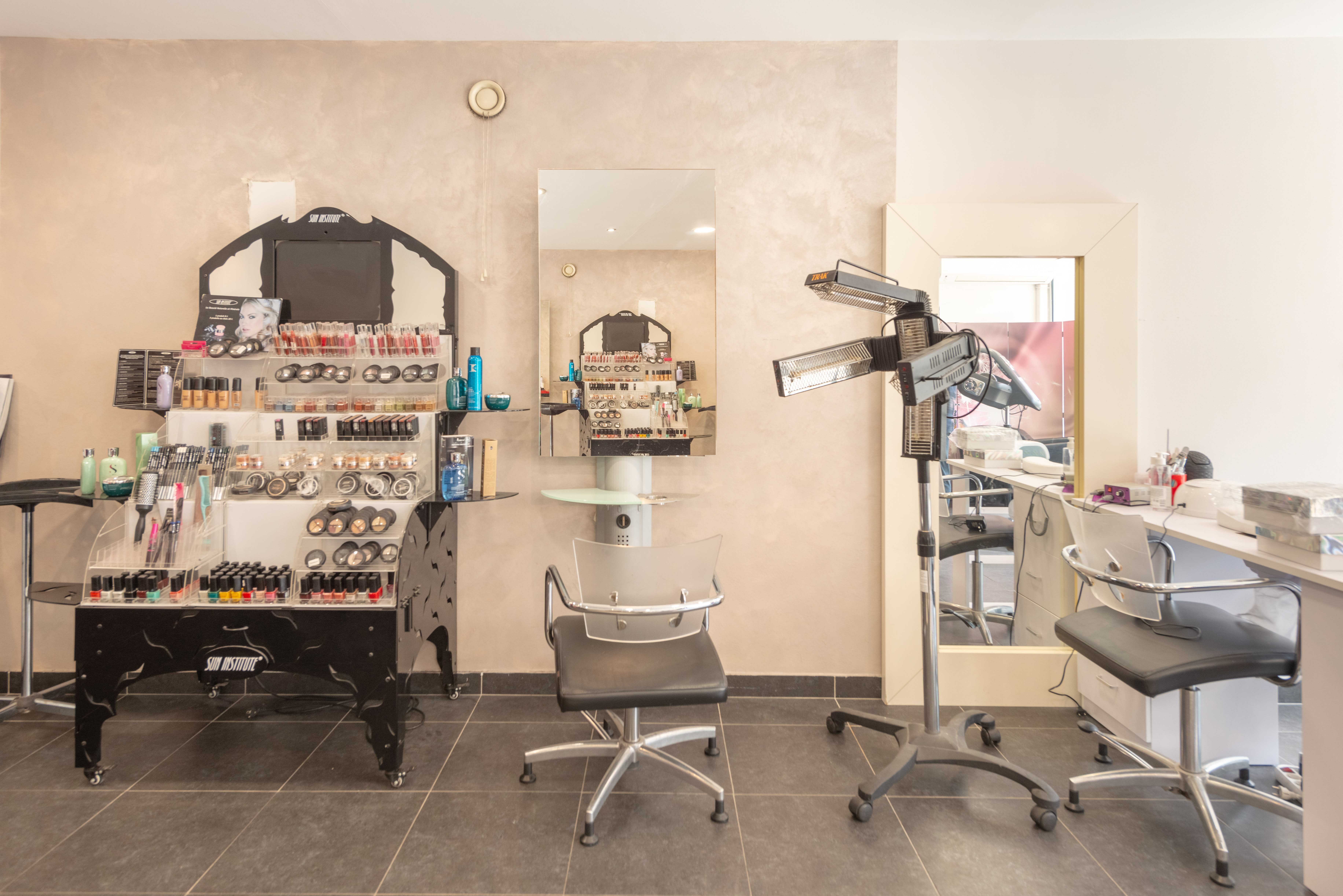 Planet' Coiffure - Coiffure Nice - Planet' Coiffure - Photo Galerie - OneBooking