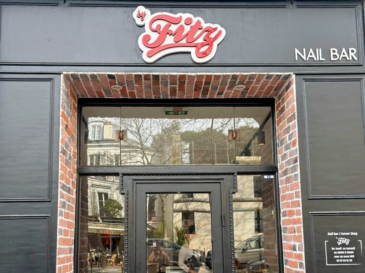 Nail bar By Fitz