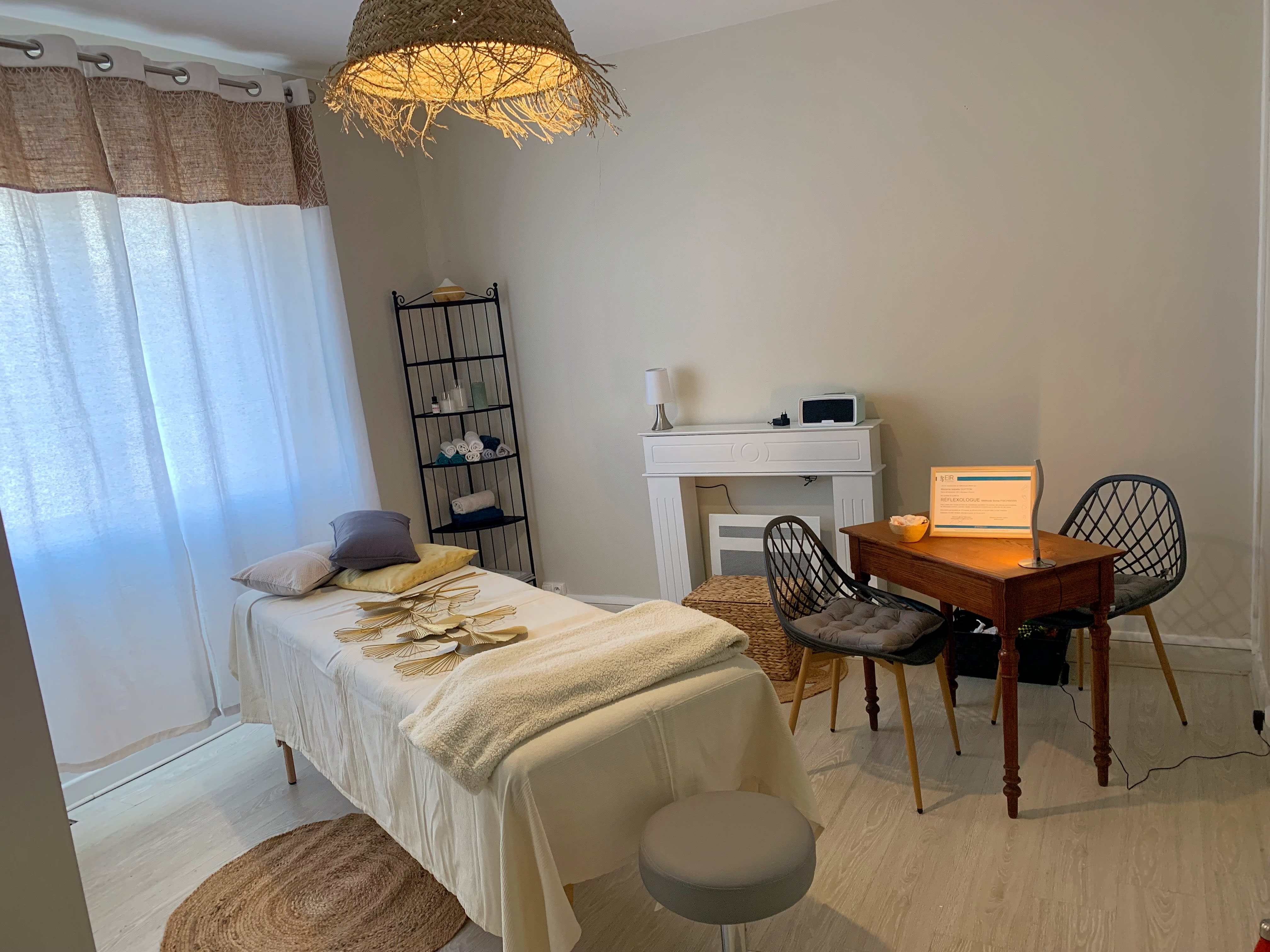 Isabelle Guitton - Reflexologue & Massages - Maison 211