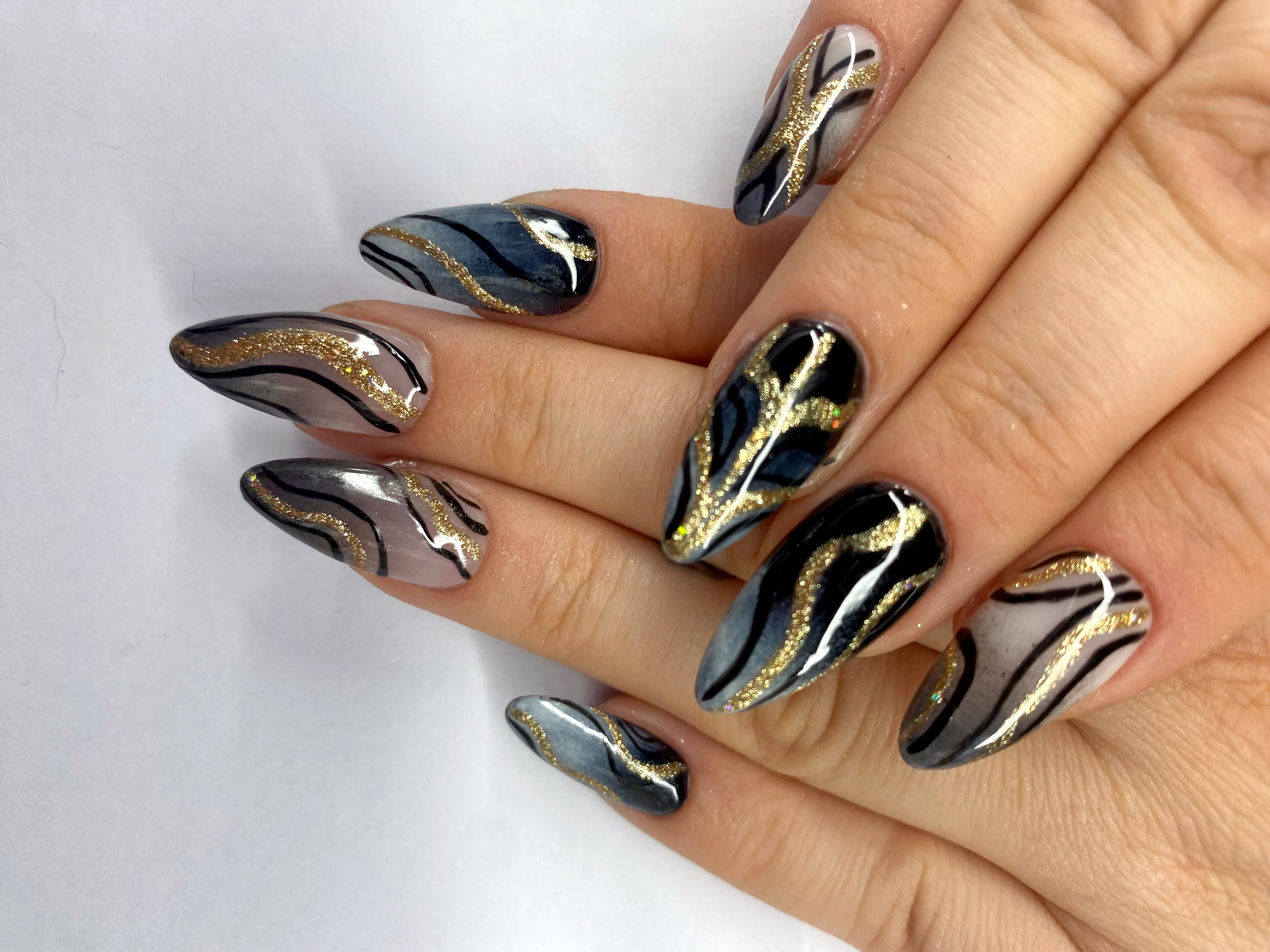 Lou Nails - Institut de beauté Nantes - Lou Nails - Photo Galerie - OneBooking