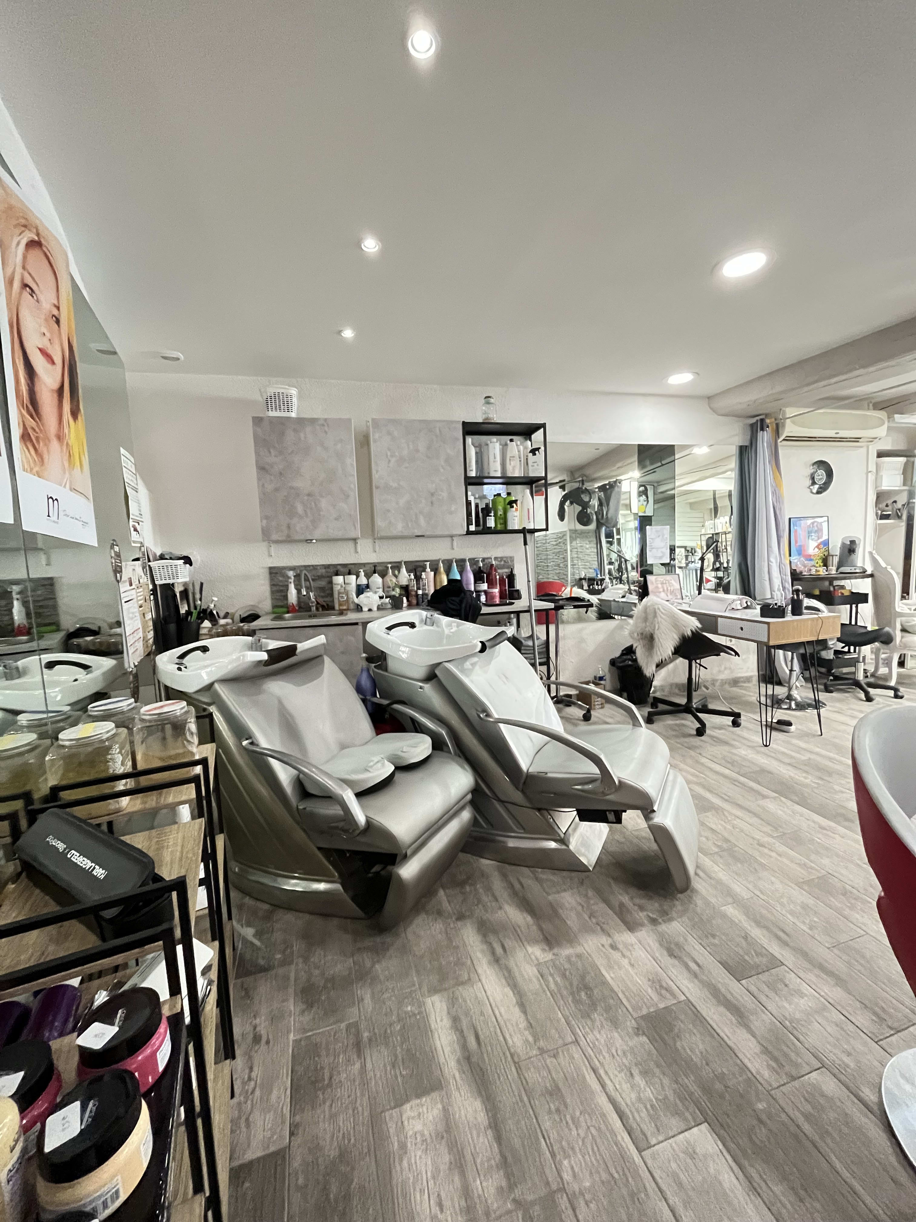 Betty Coop - Coiffure Le Luc - Betty Coop - Photo Galerie - OneBooking