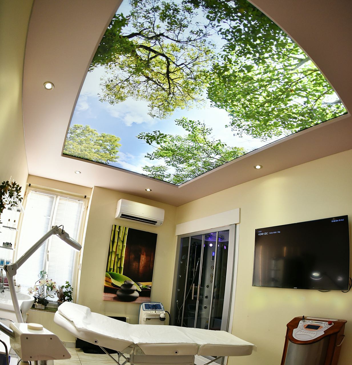 Institut Pham - Sourcils & cils Nice - Institut Pham - Photo Galerie - OneBooking