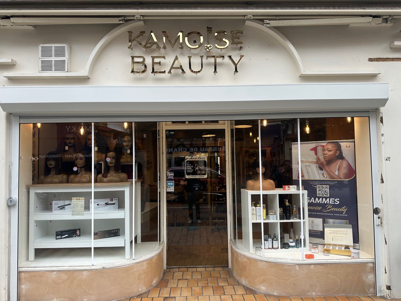 Kamoise Beauty - Afro
