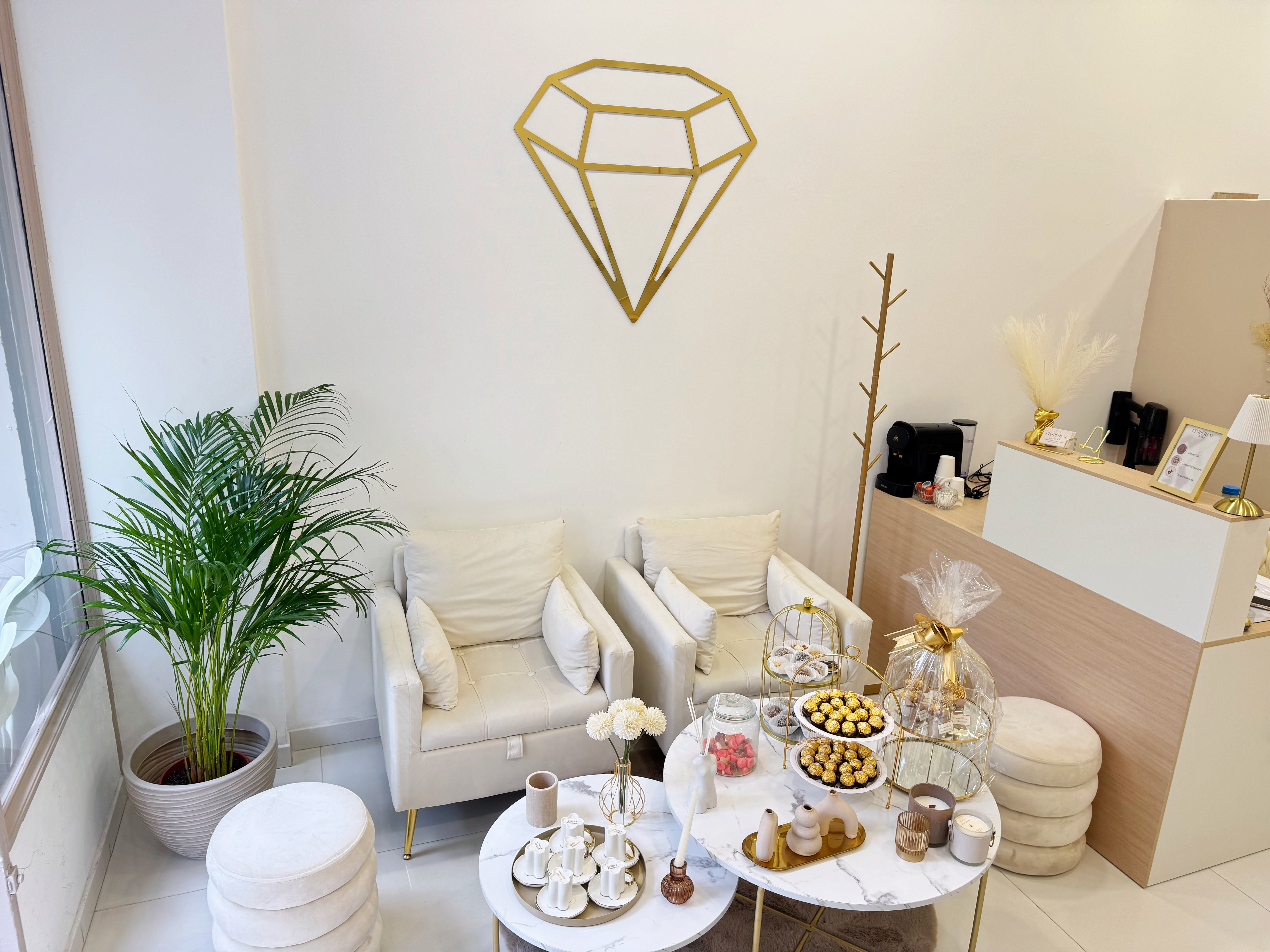 L'imperial beauty - Coiffure Marseille - OneBooking