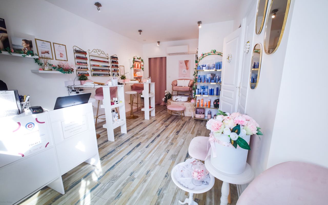 Institut du petit paradis - Coiffure Brignoles - Institut du petit paradis - Photo Galerie - OneBooking