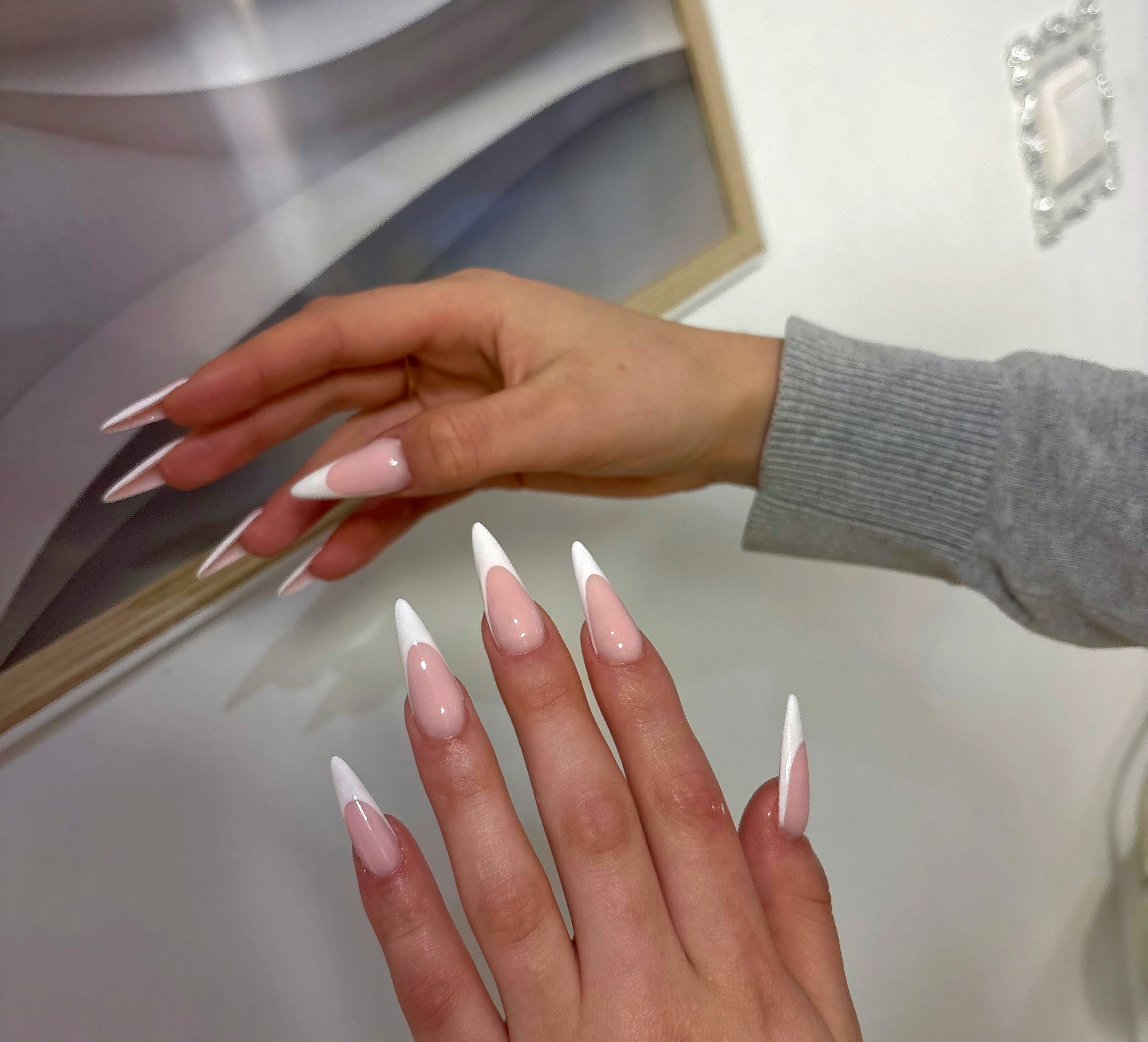 Nails J - Institut de beauté Antibes - Nails J - Photo Galerie - OneBooking