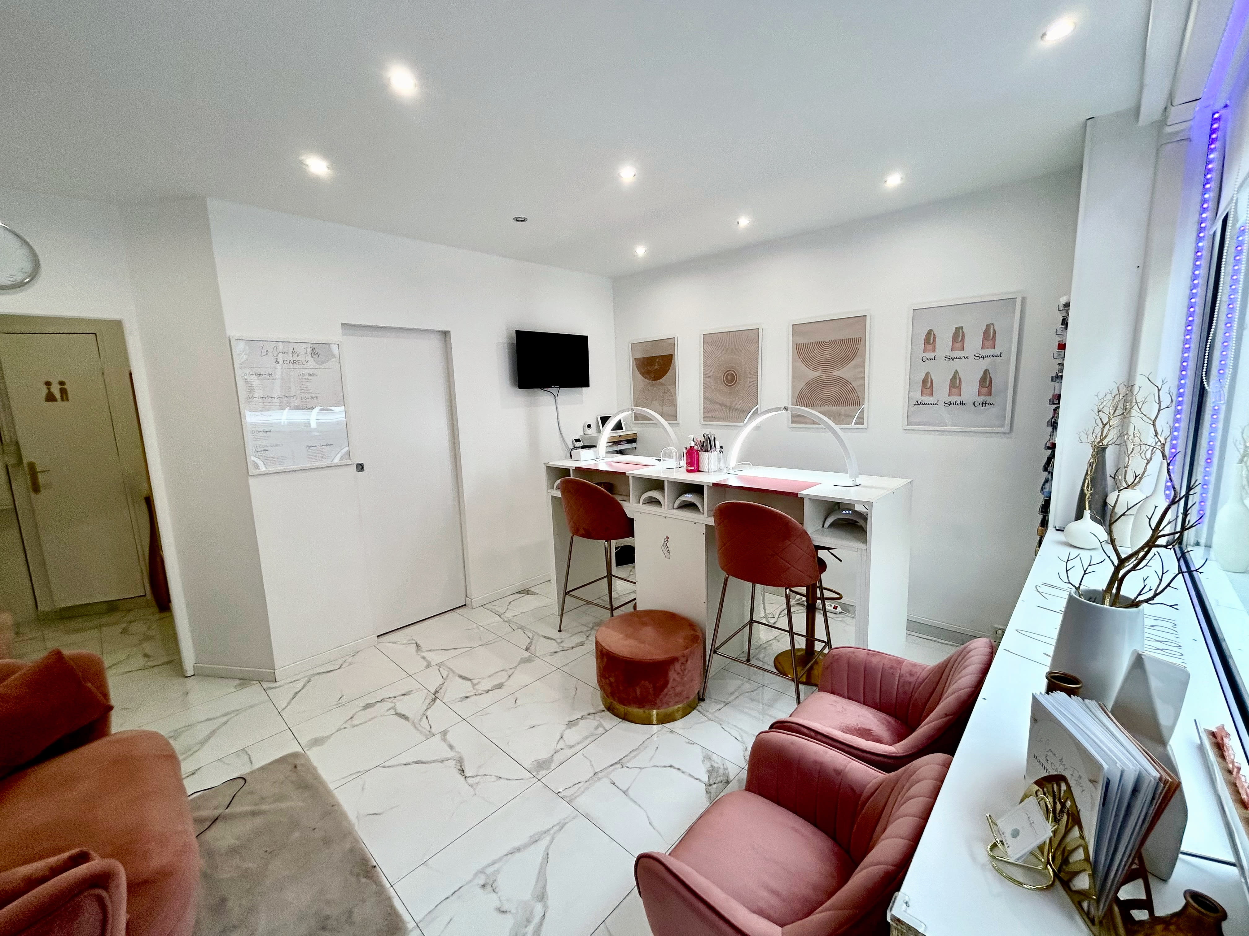 Le Coin des Filles - Coiffure Nice - Photo de couverture - OneBooking