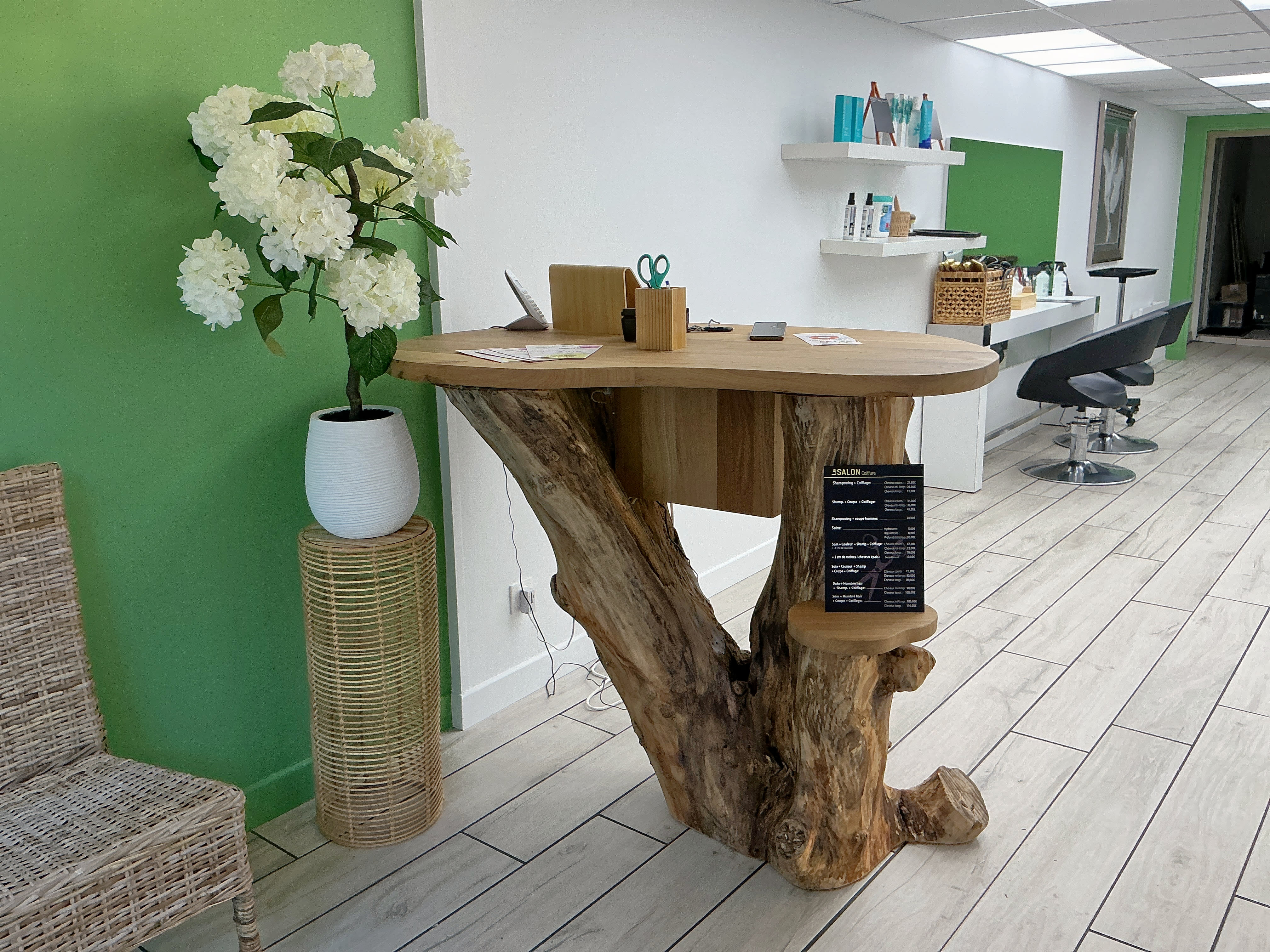 LE SALON Coiffure Coloriste