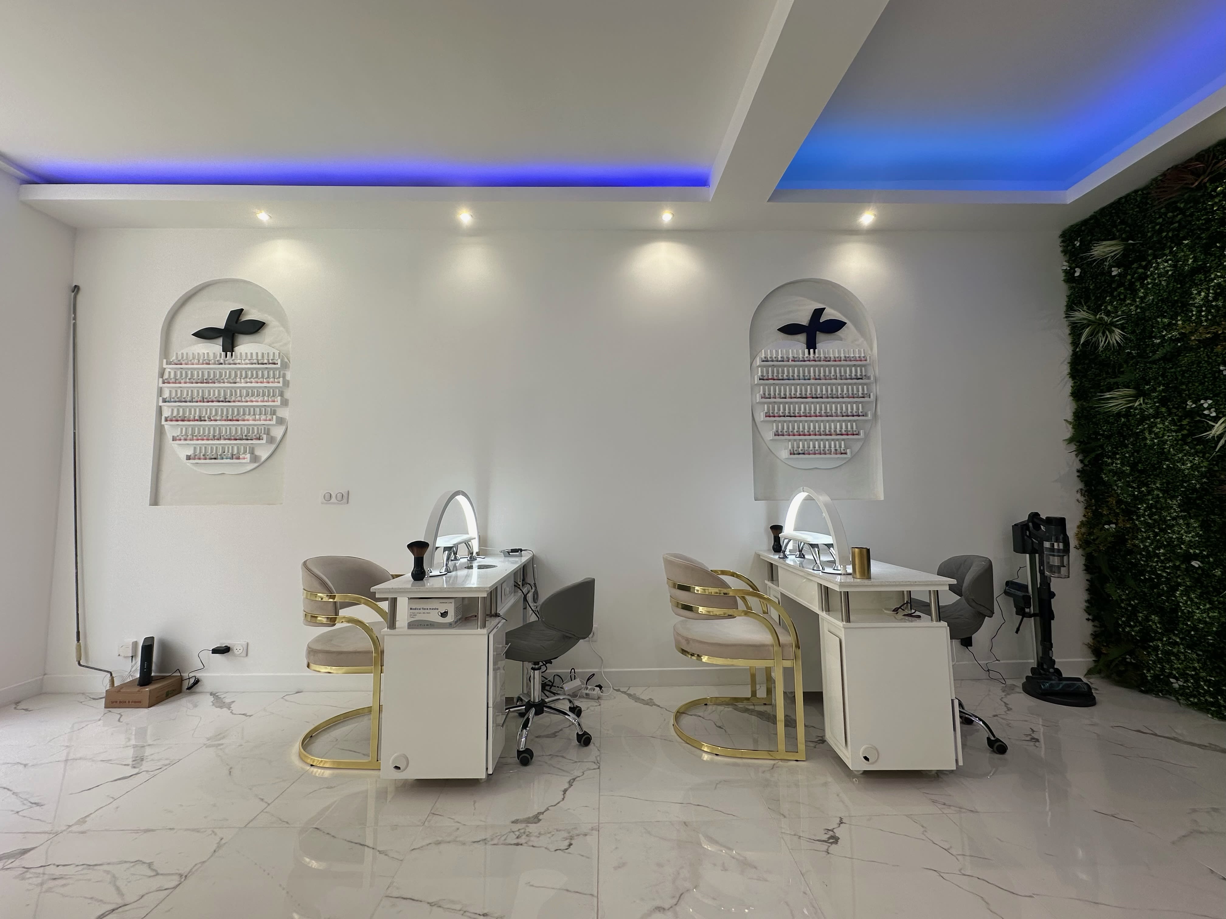 Viet Nails - Onglerie Bordeaux - OneBooking