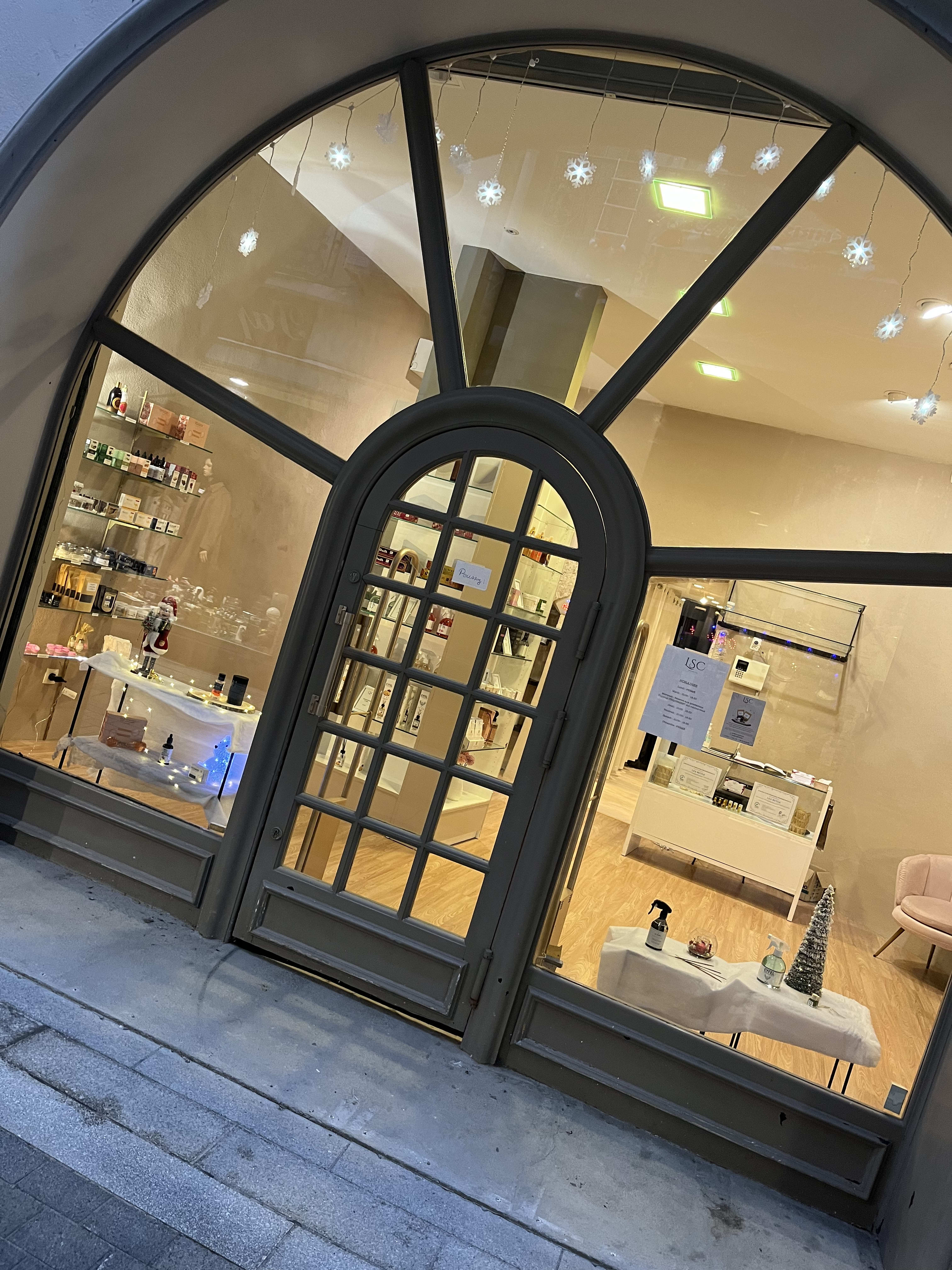 LSC Shop and Cup - Institut de beauté Béziers - Photo de couverture - OneBooking