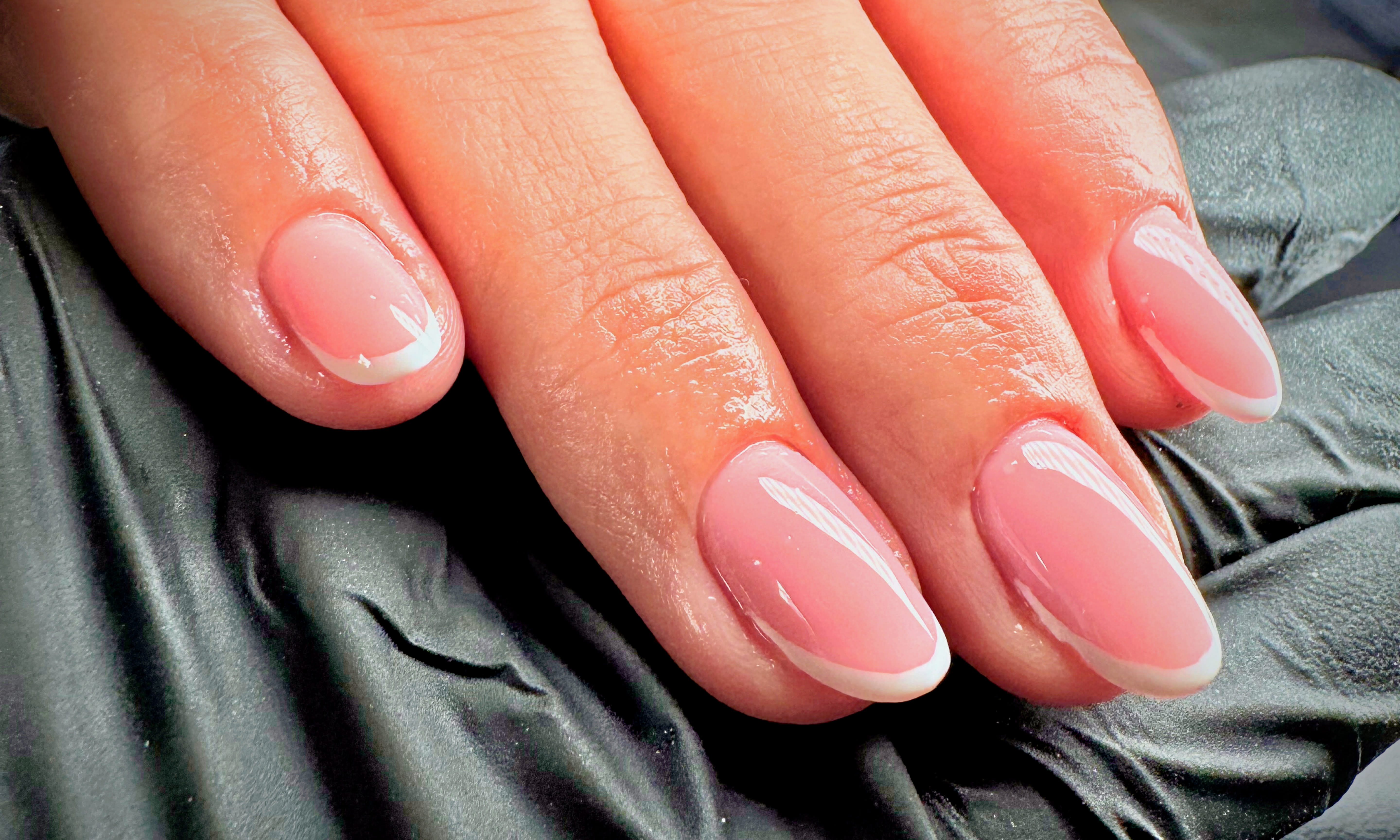Emy Dermo Nails - Onglerie Toulon - Emy Dermo Nails - Photo Galerie - OneBooking