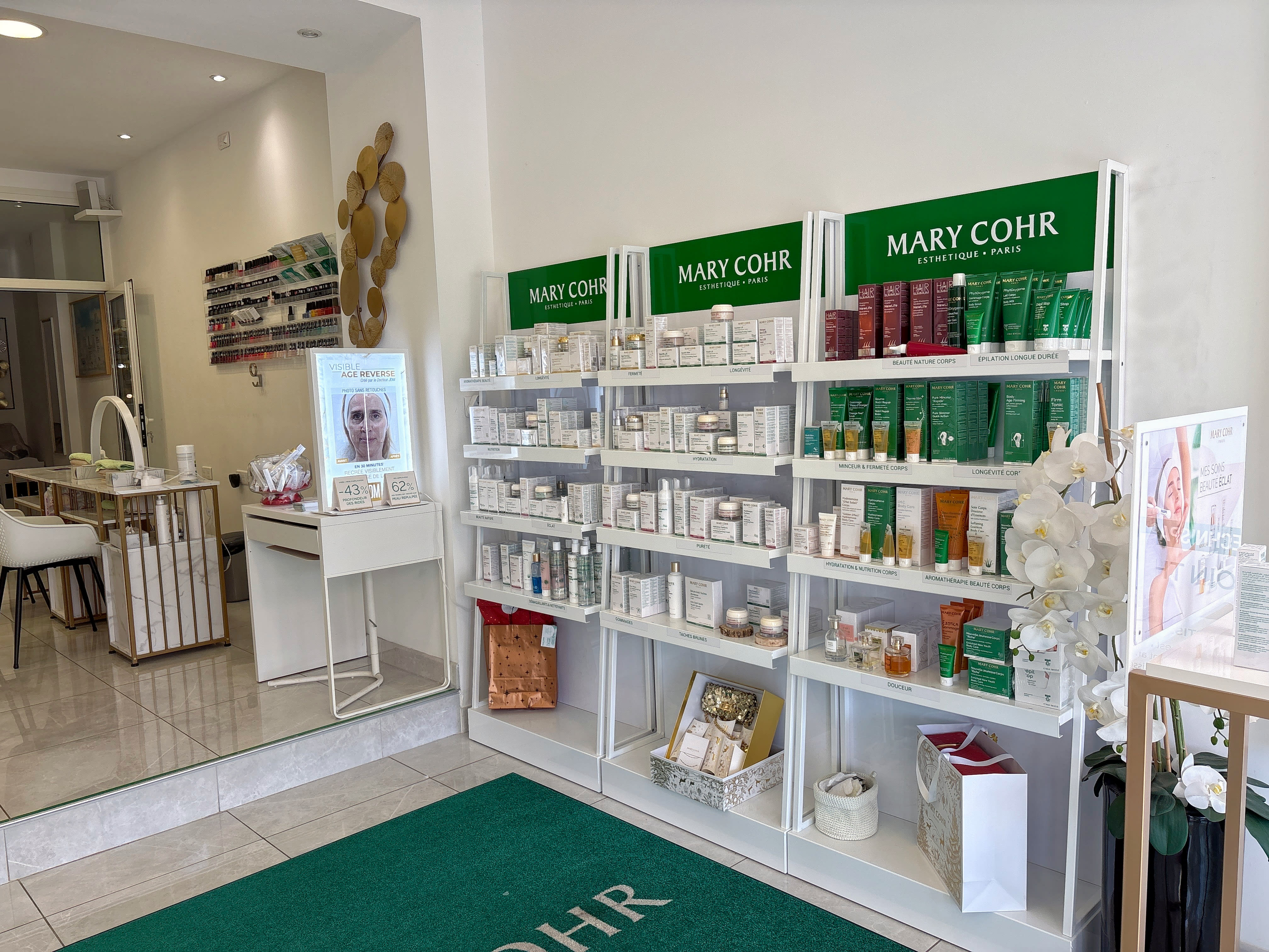 Mary Cohr - Juan-les-Pins Au Palais de L'Ongle - Institut de beauté Juan-les-Pins - Mary Cohr - Juan-les-Pins Au Palais de L'Ongle - Photo Galerie - OneBooking