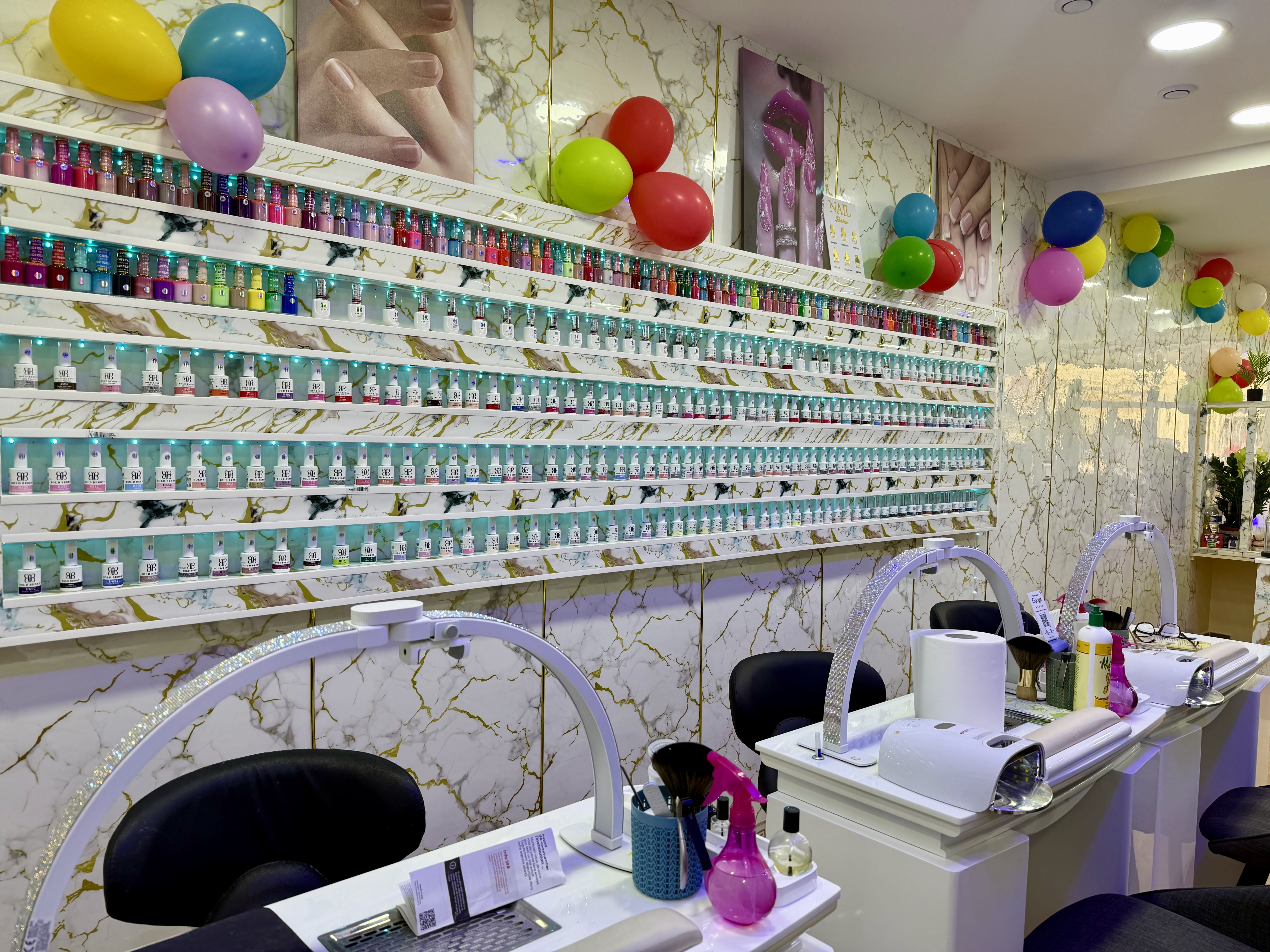 DJ NAILS - Institut de beauté Antibes - DJ NAILS - Photo Galerie - OneBooking