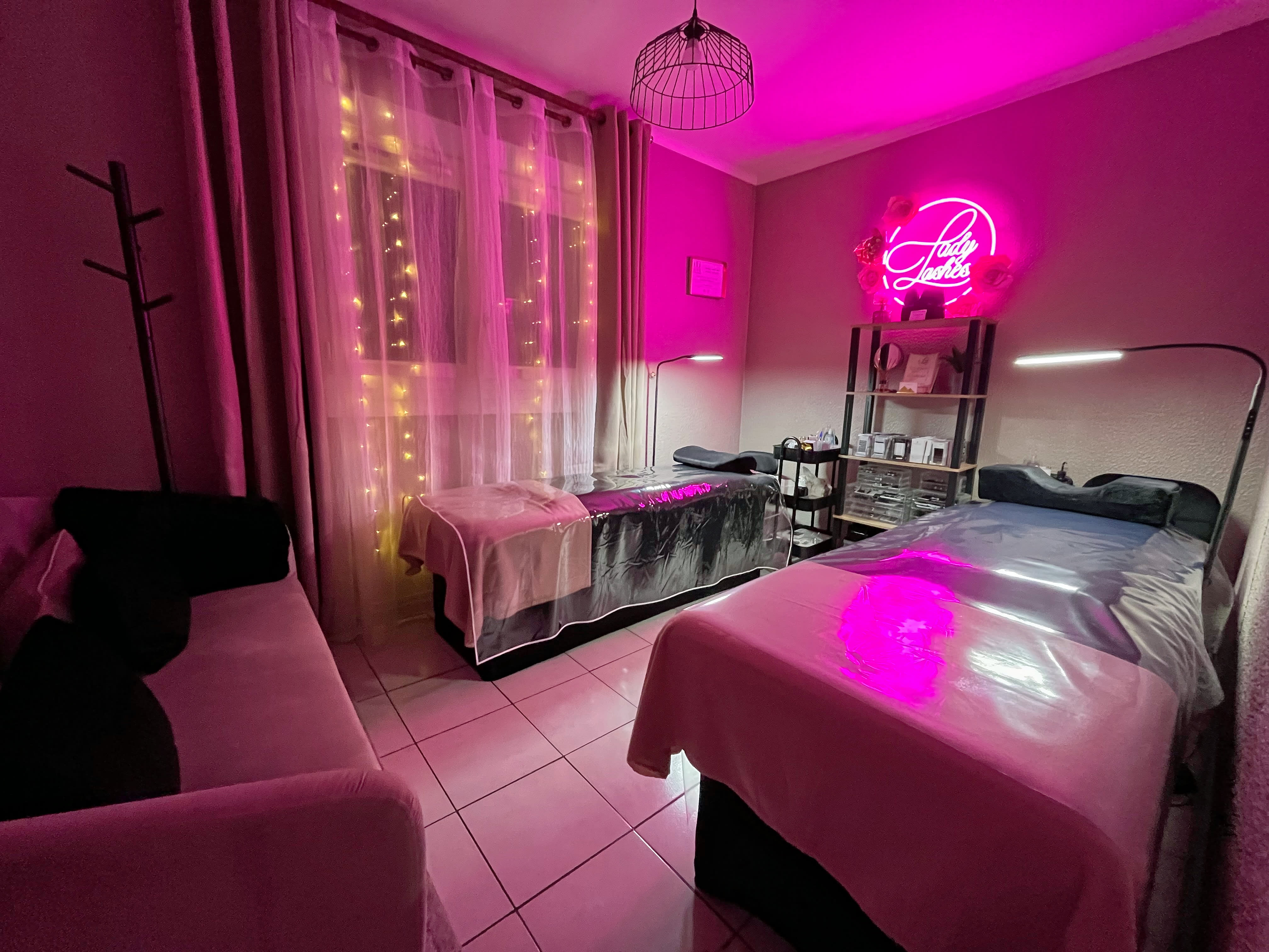 Lady Lashes - Institut de beauté Antibes - Lady Lashes - Photo Galerie - OneBooking