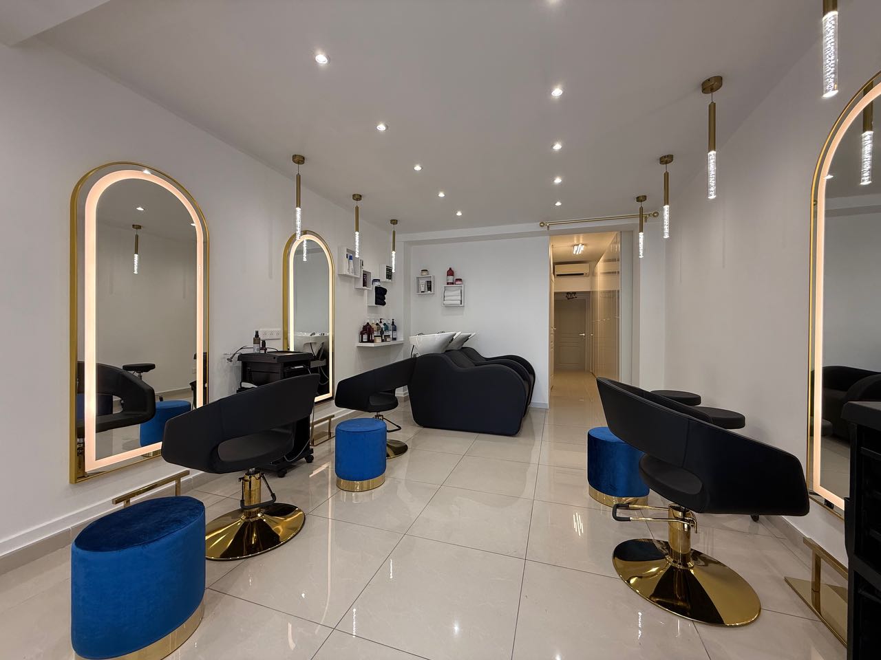 A MORE BEAUTY SALON - Institut de beauté Cannes - Photo de couverture - OneBooking