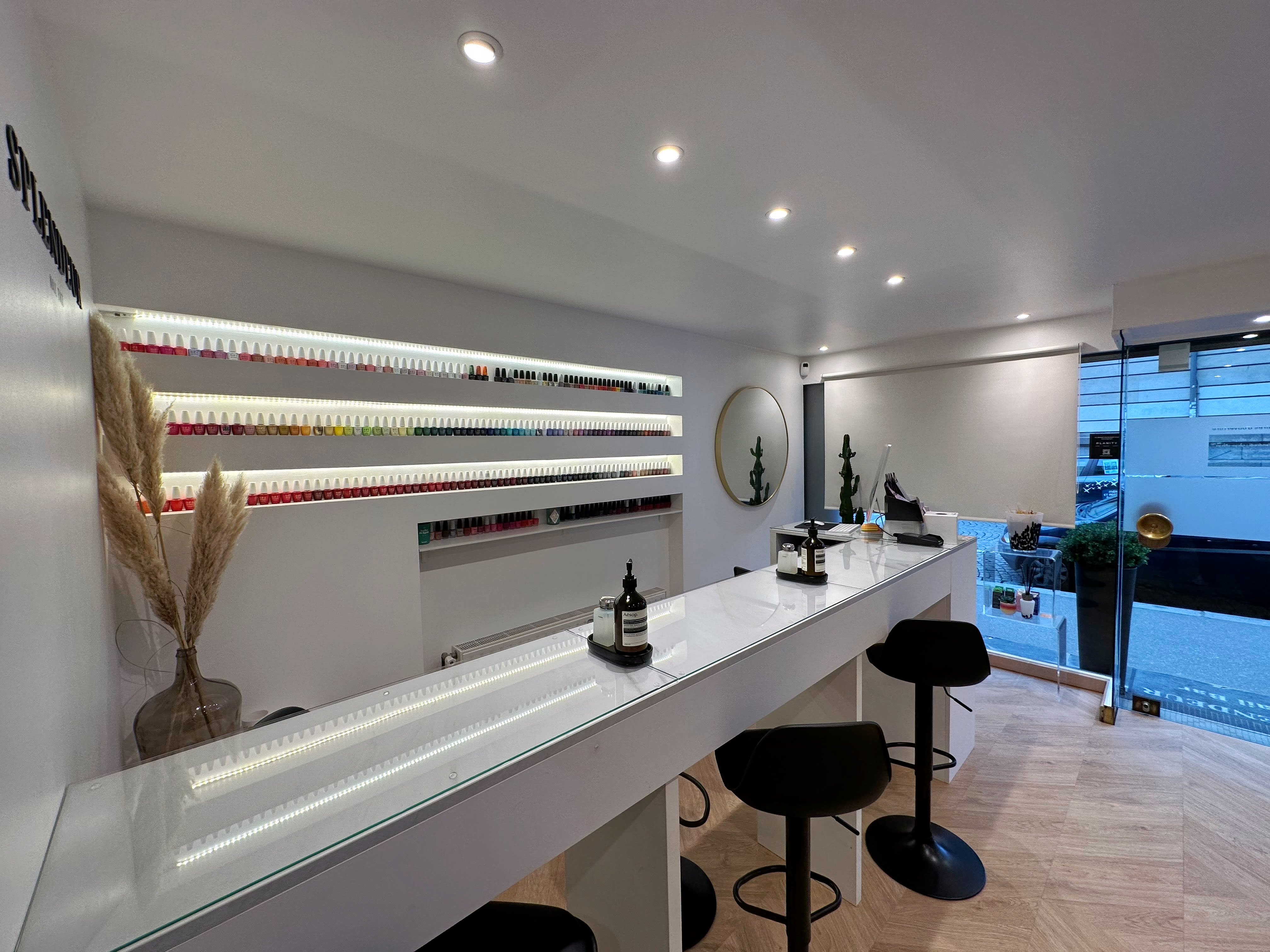 SPLENDEUR NAIL BAR