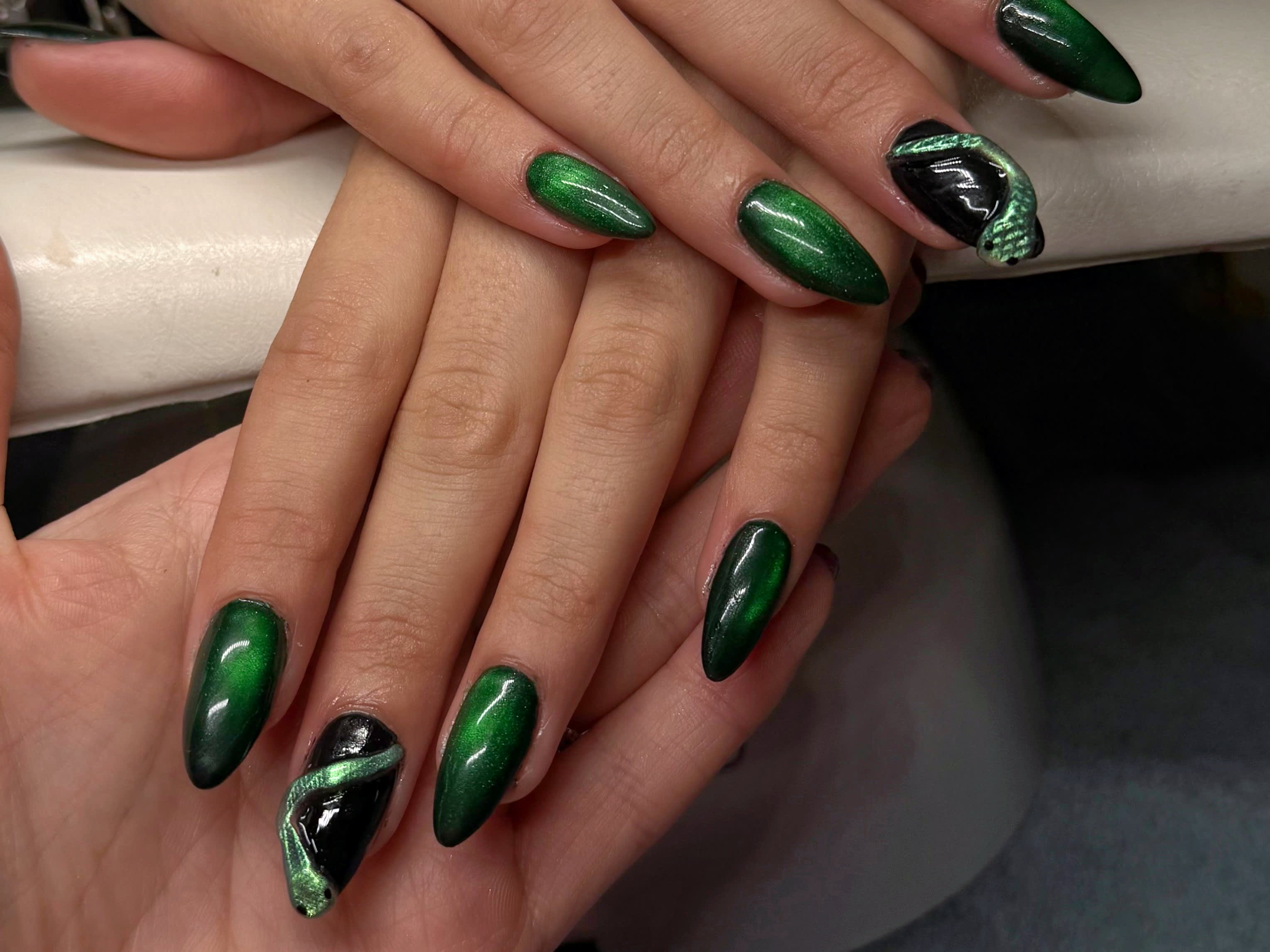 Gl Nails - Coiffure Alès - Gl Nails - Photo Galerie - OneBooking