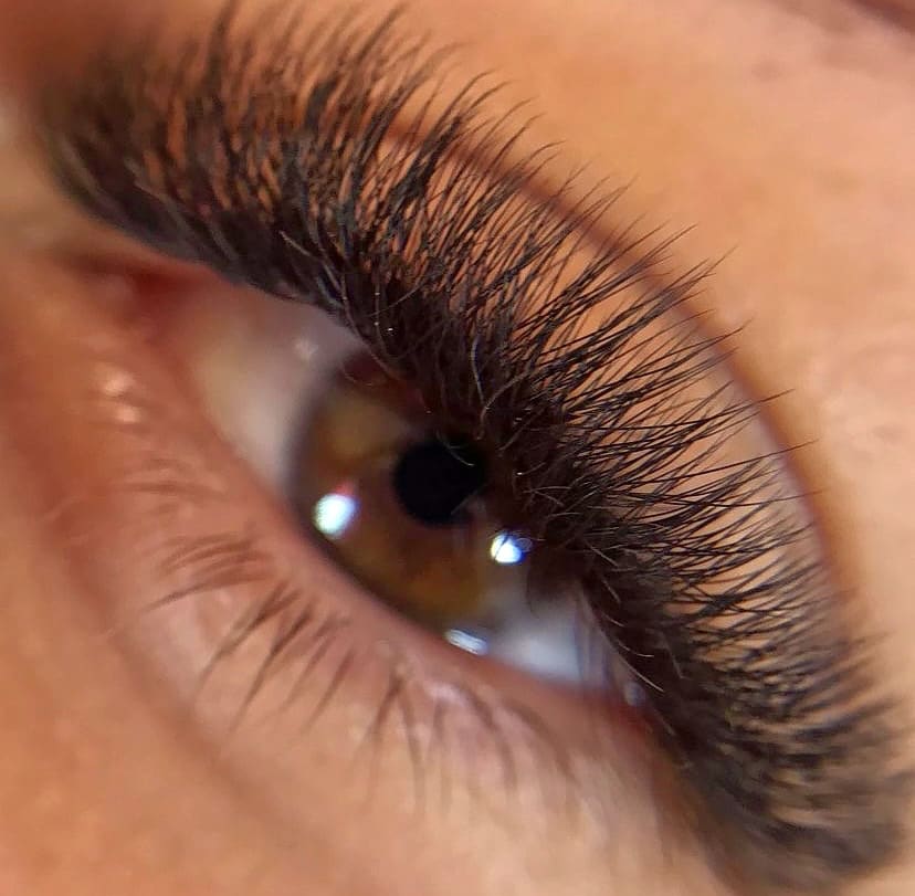Studio Beauté AL - Sourcils & cils Nice - Studio Beauté AL - Photo Galerie - OneBooking