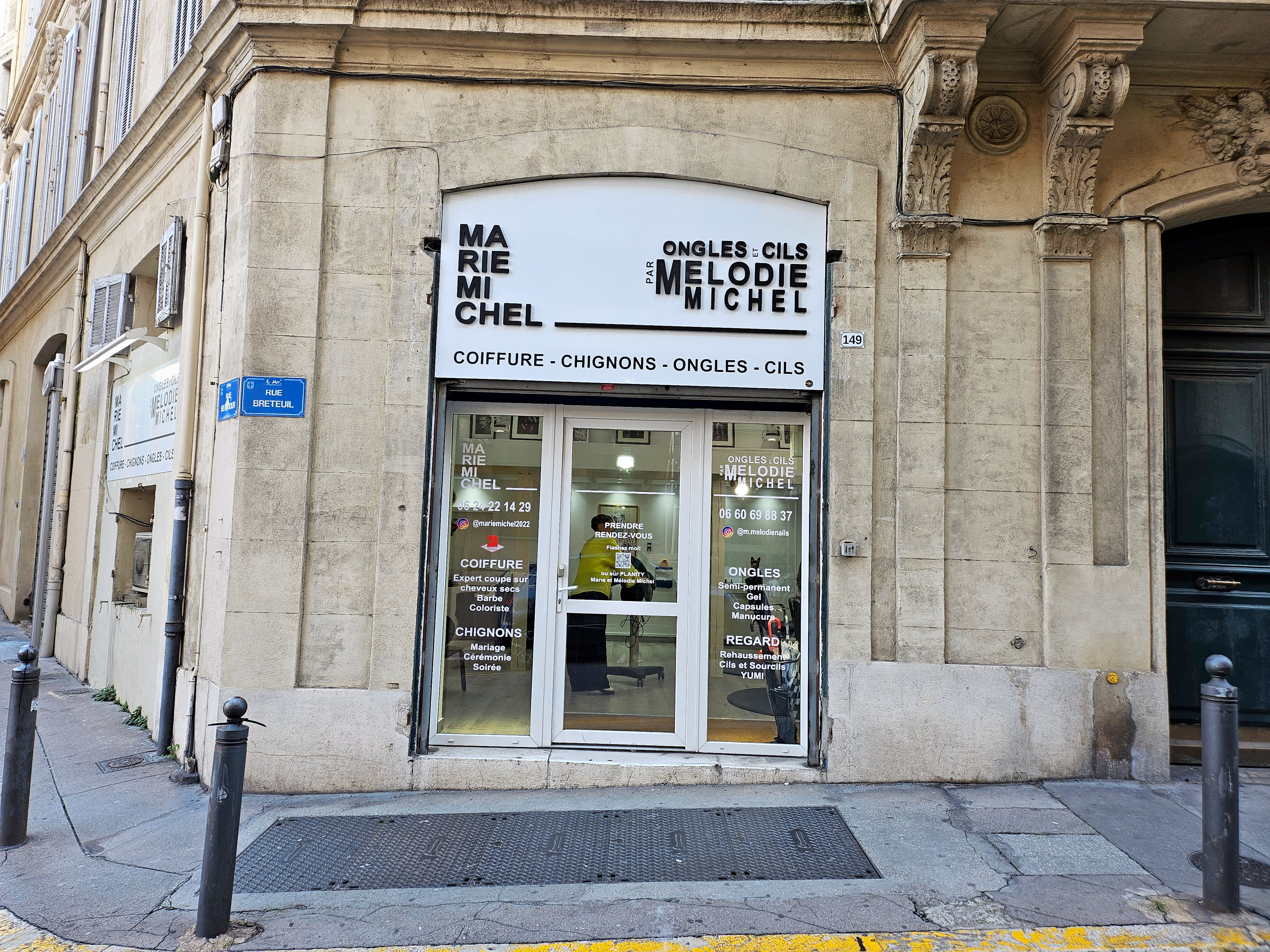 Marie et Melodie Michel - Onglerie Marseille - OneBooking